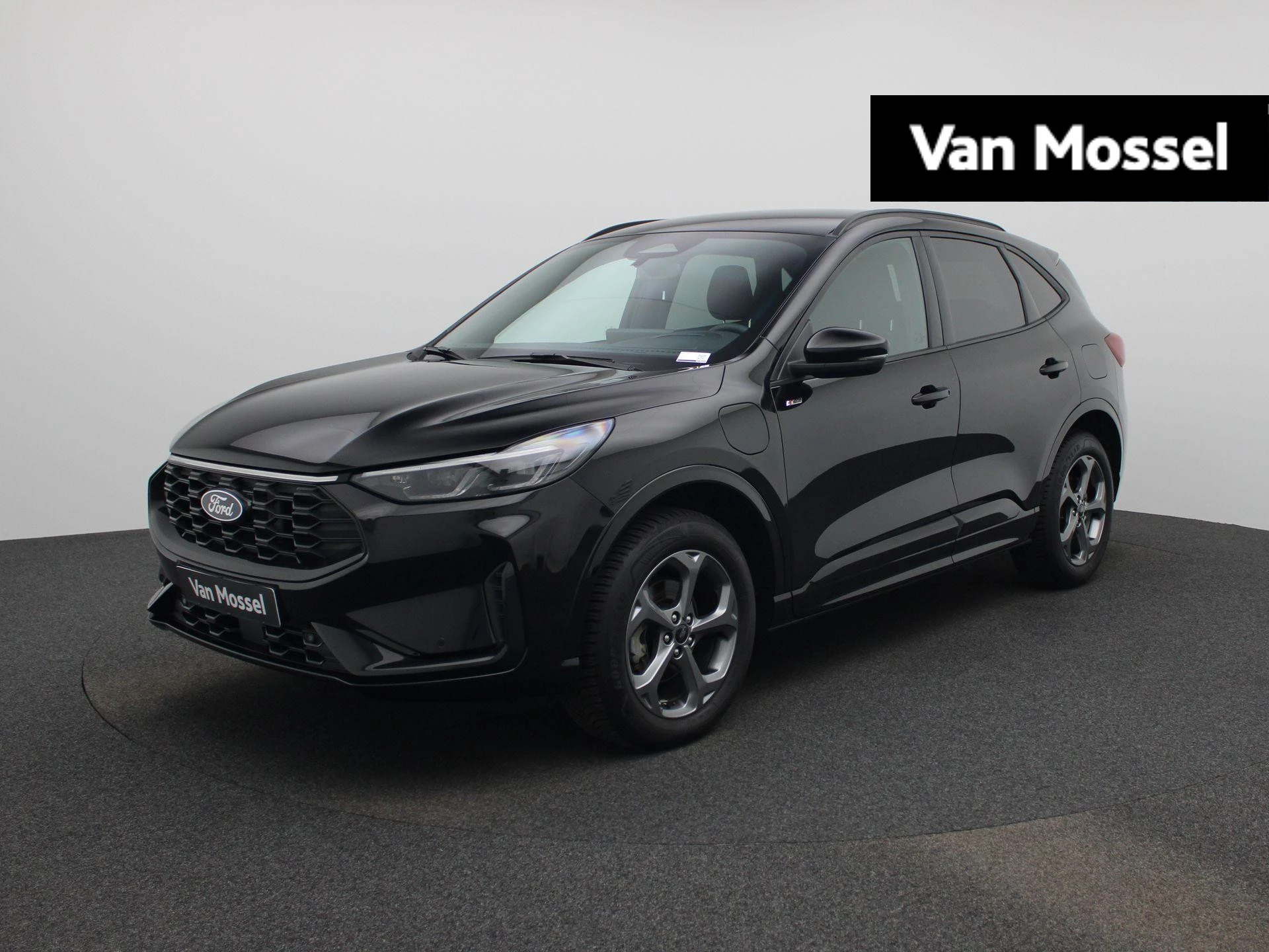Ford Kuga met kenteken 09100 – autofoto 2