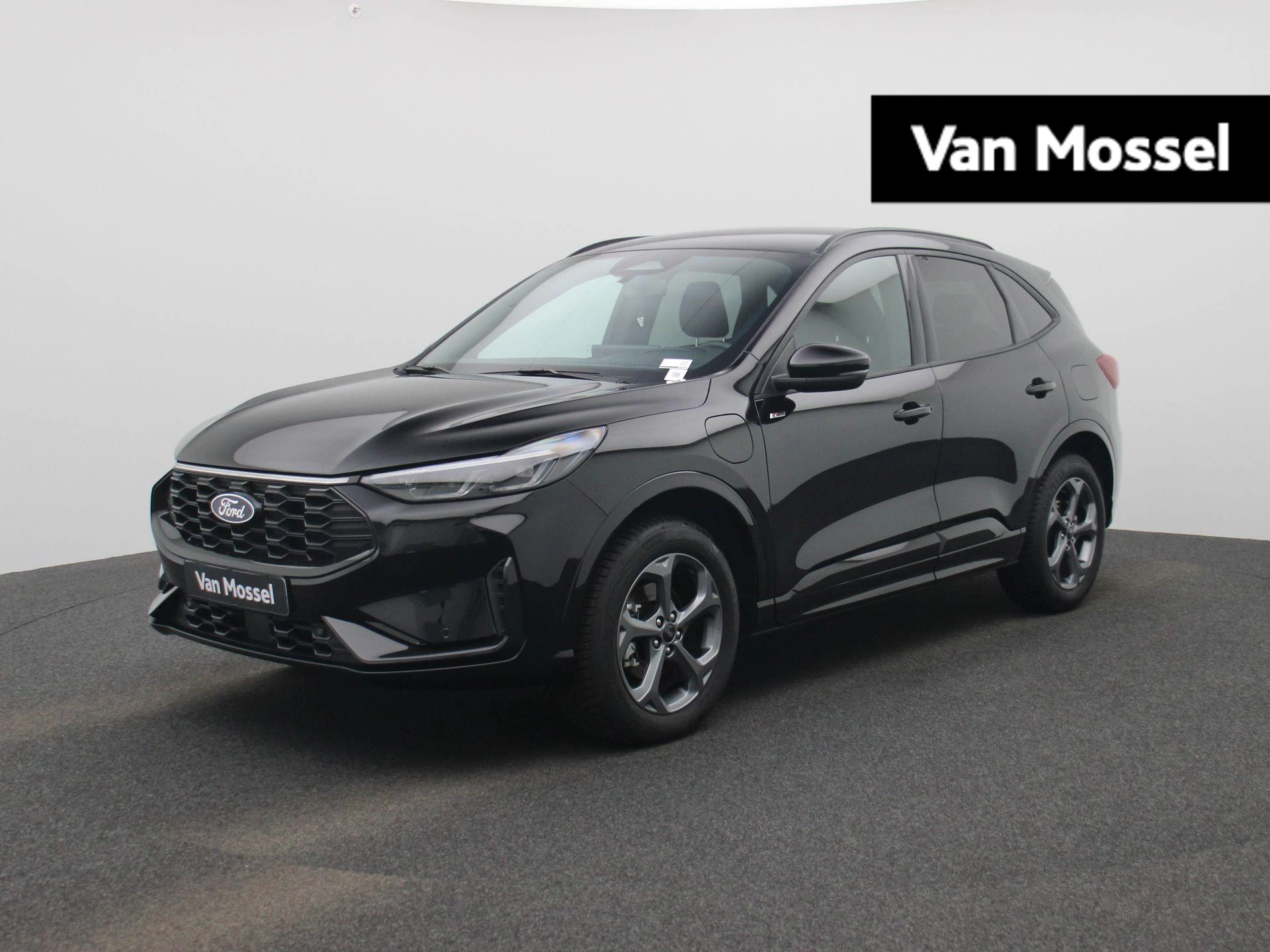 Ford Kuga met kenteken 09100 – autofoto 2