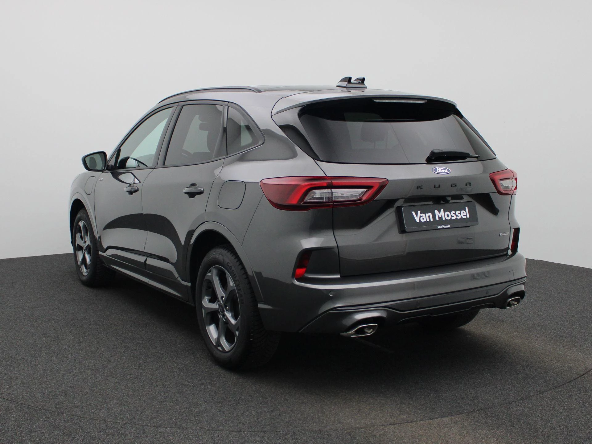 Ford Kuga met kenteken 09100 – autofoto 3
