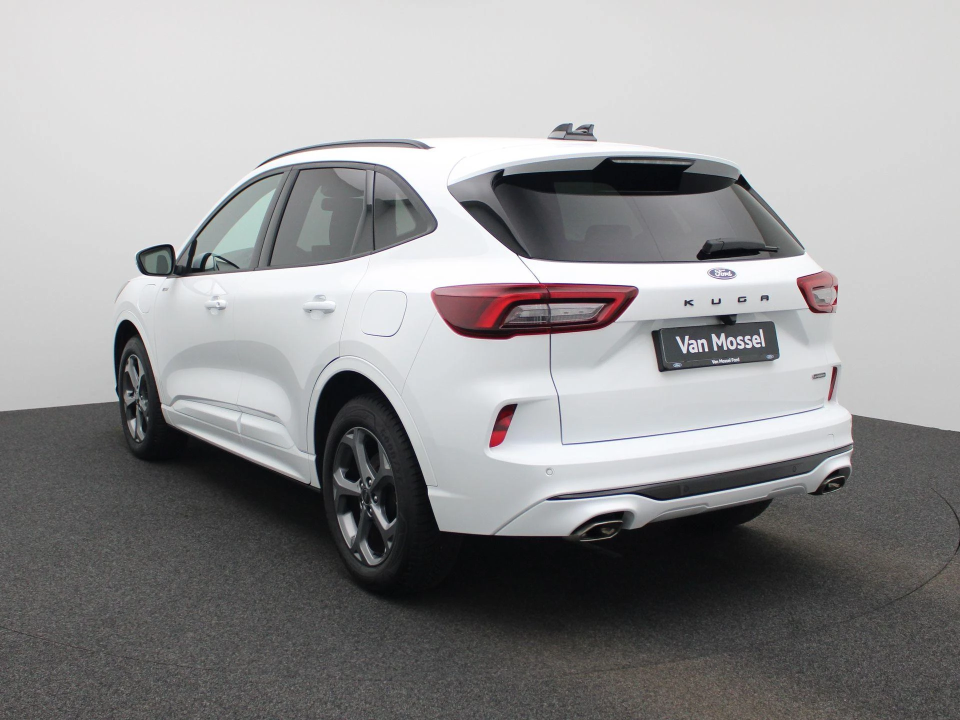 Ford Kuga met kenteken 09100 – autofoto 3