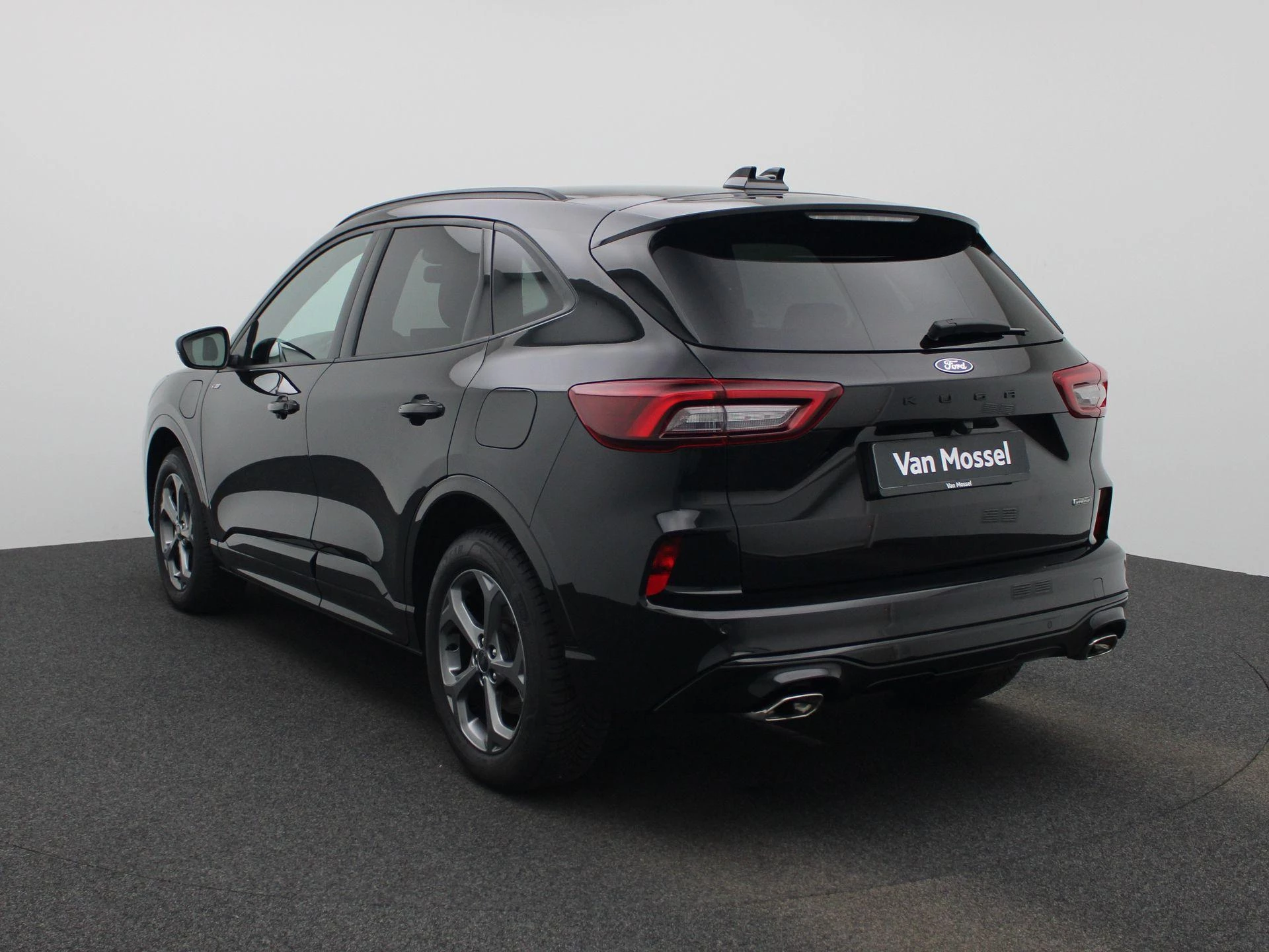 Ford Kuga met kenteken 09100 – autofoto 3