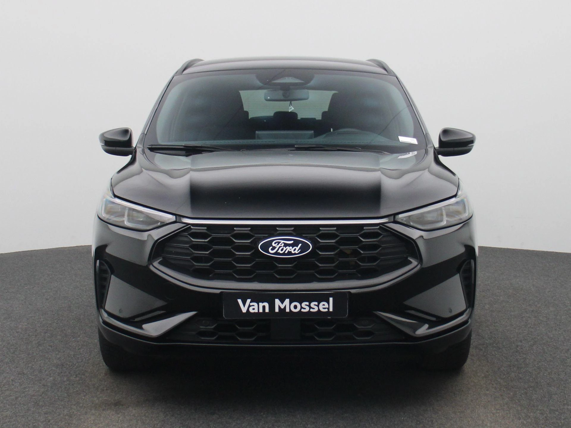 Ford Kuga met kenteken 09100 – autofoto 3