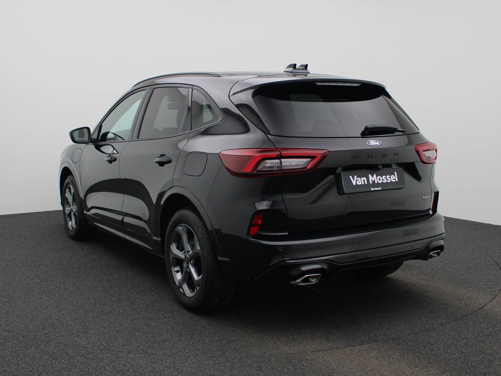 Ford Kuga met kenteken 09100 – autofoto 3
