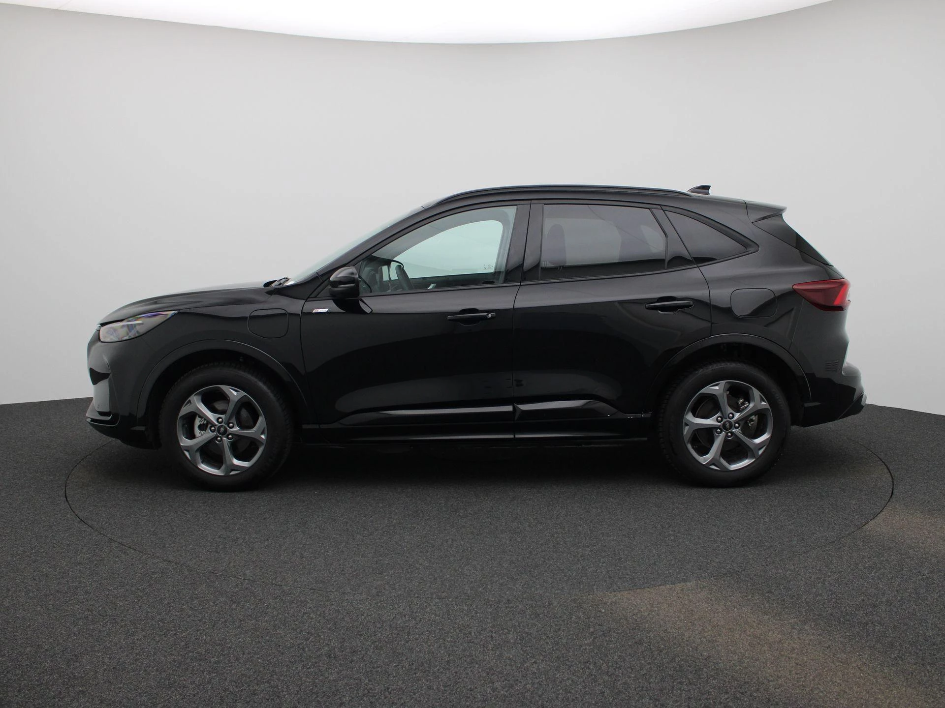 Ford Kuga met kenteken 09100 – autofoto 5