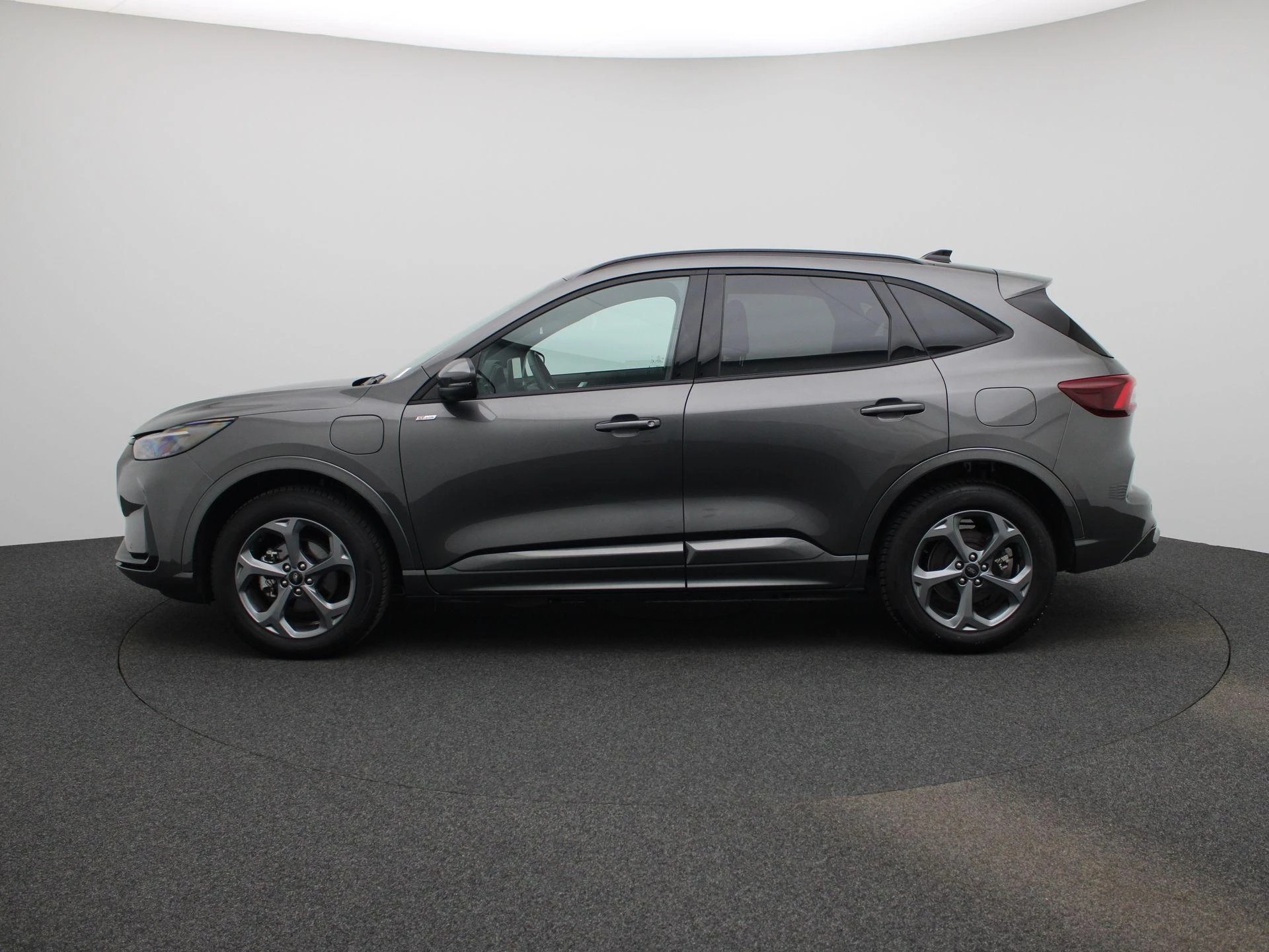 Ford Kuga met kenteken 09100 – autofoto 5