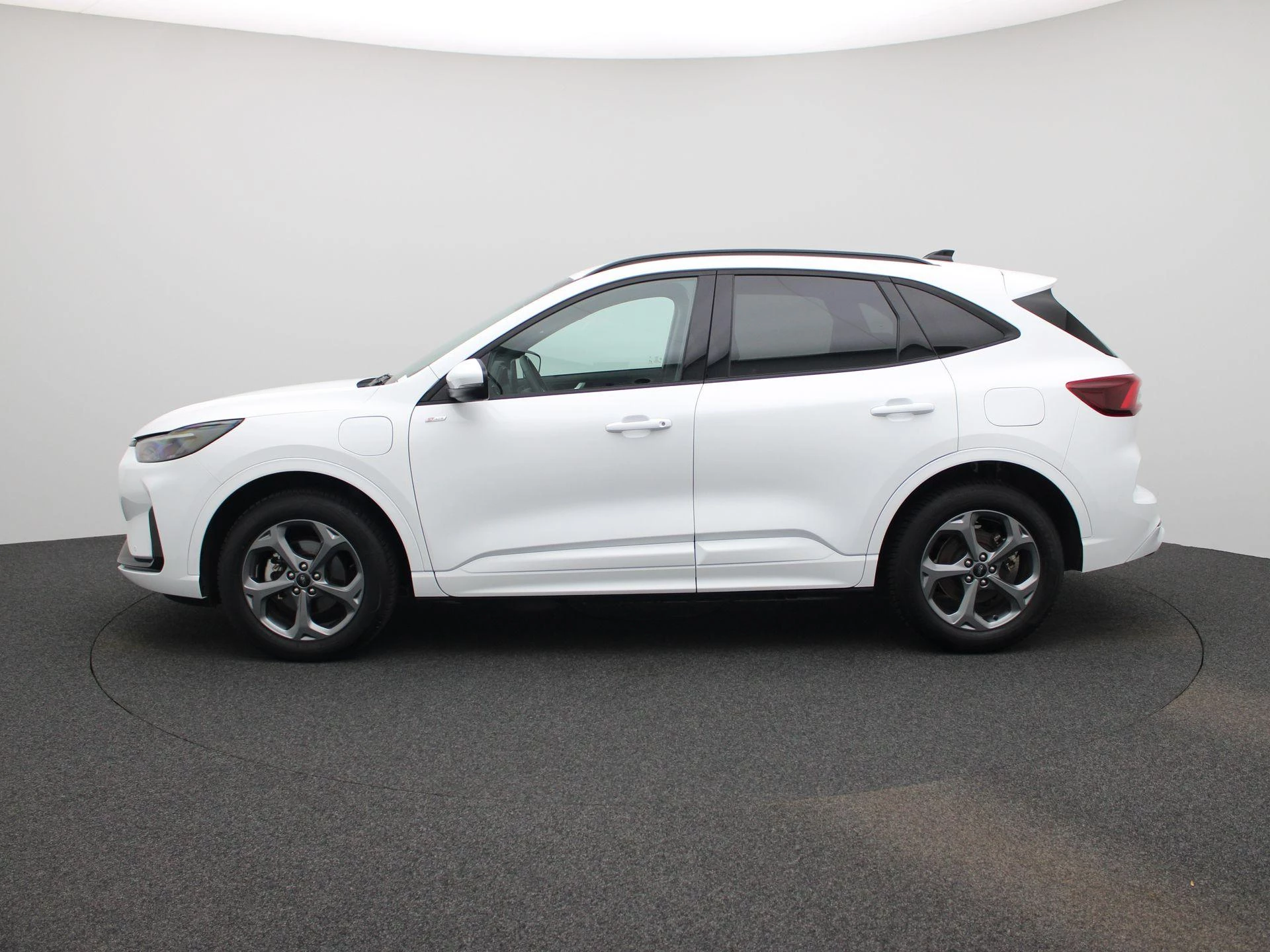 Ford Kuga met kenteken 09100 – autofoto 5
