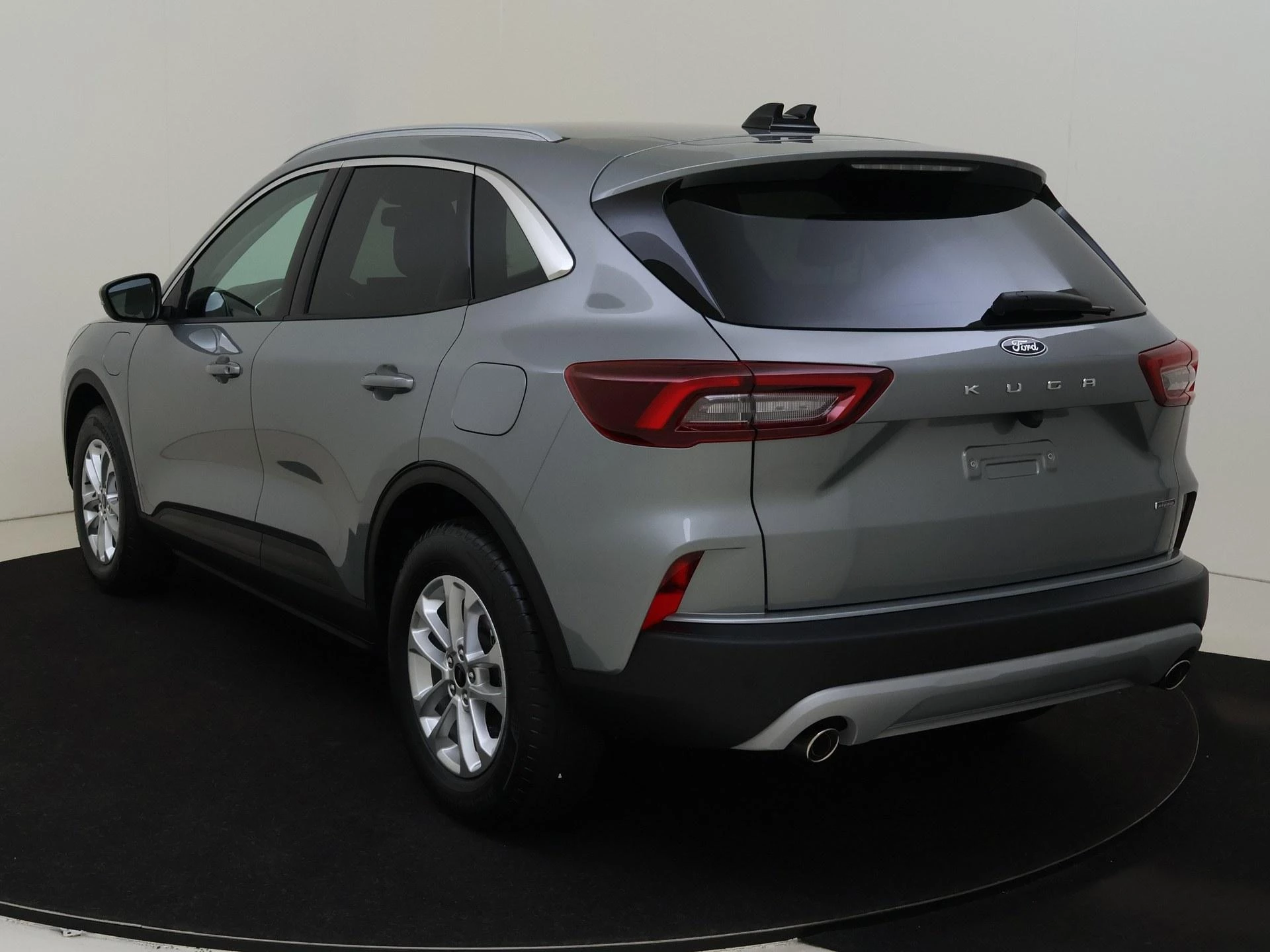 Ford Kuga met kenteken 09100 – autofoto 5