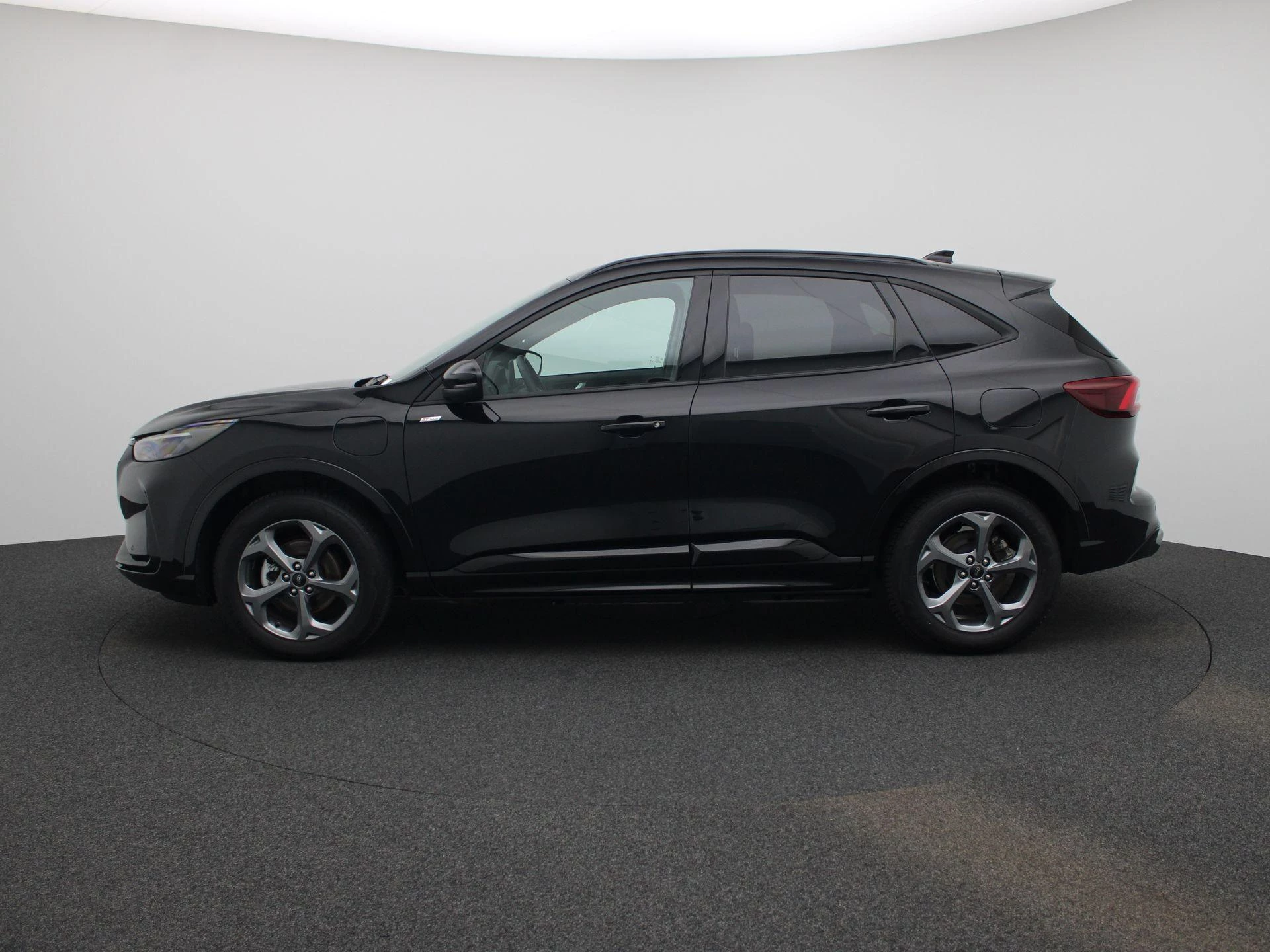 Ford Kuga met kenteken 10100 – autofoto 5