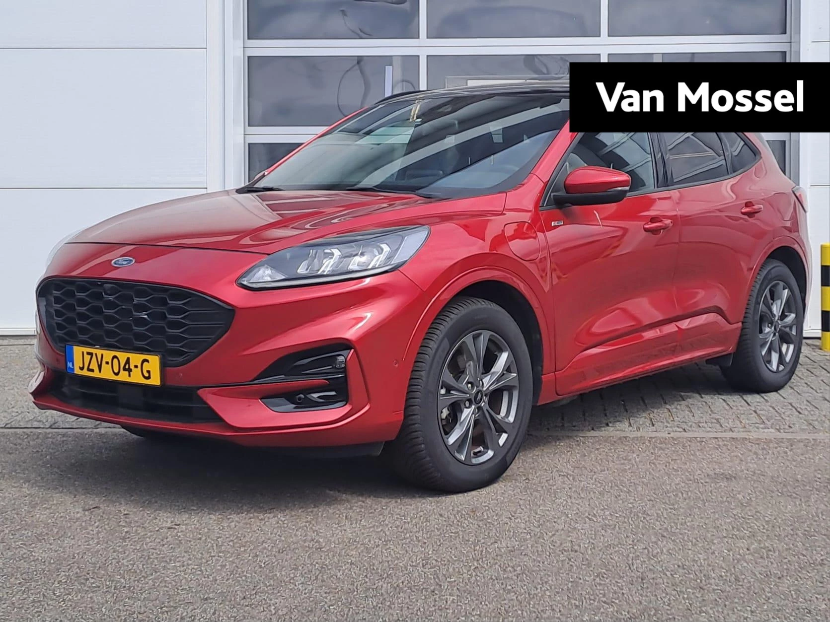 Ford Kuga met kenteken 14100 – autofoto 2