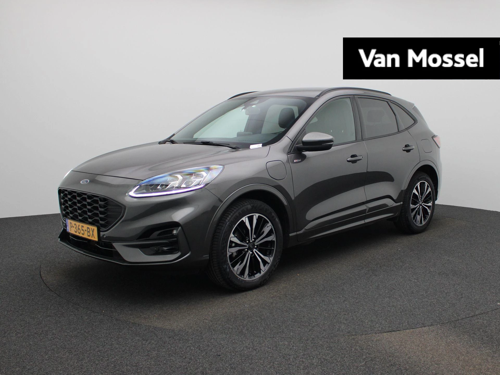 Ford Kuga met kenteken 14100 – autofoto 2
