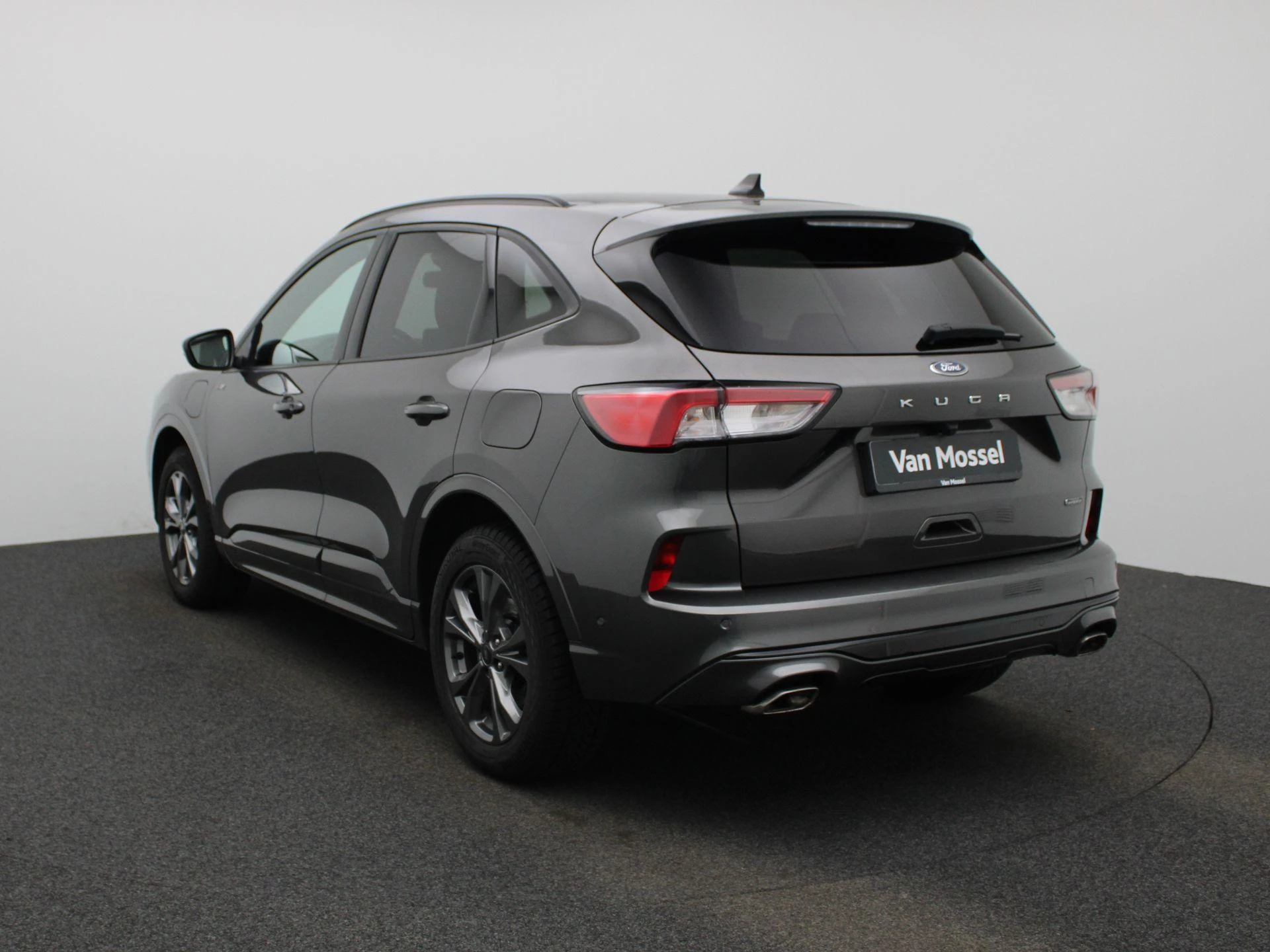 Ford Kuga met kenteken 14100 – autofoto 3