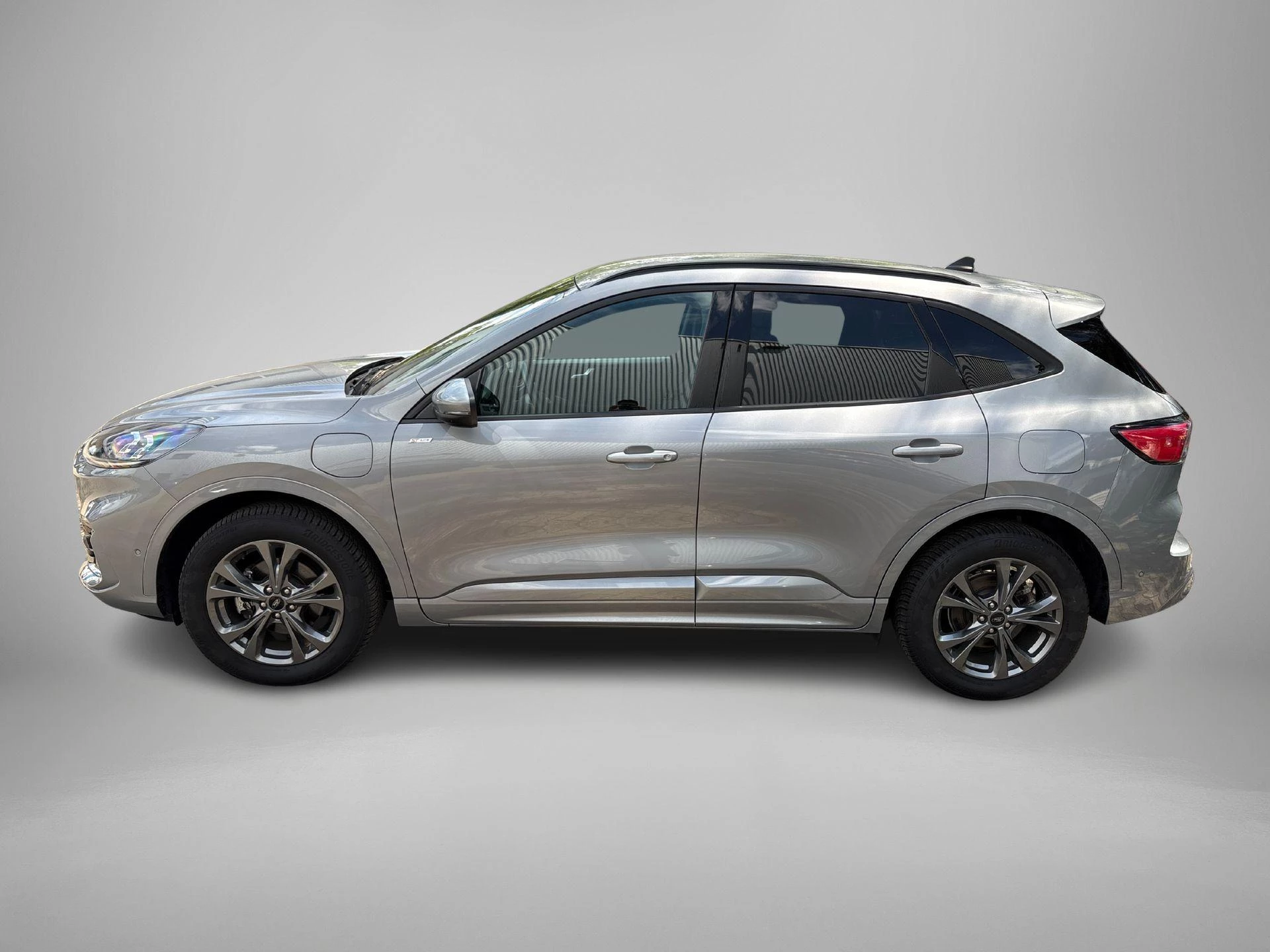 Ford Kuga met kenteken 14100 – autofoto 3