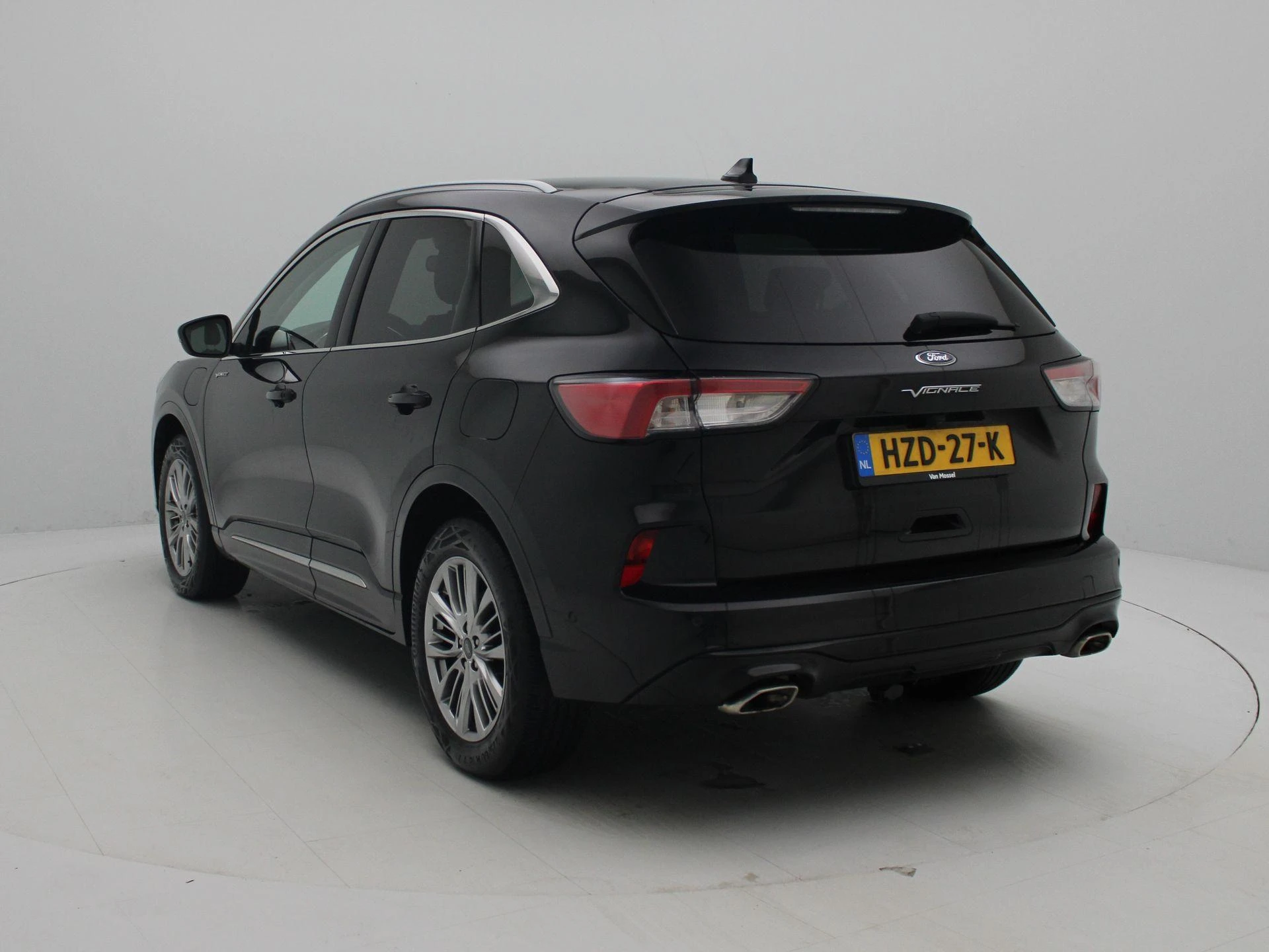 Ford Kuga met kenteken 14100 – autofoto 3