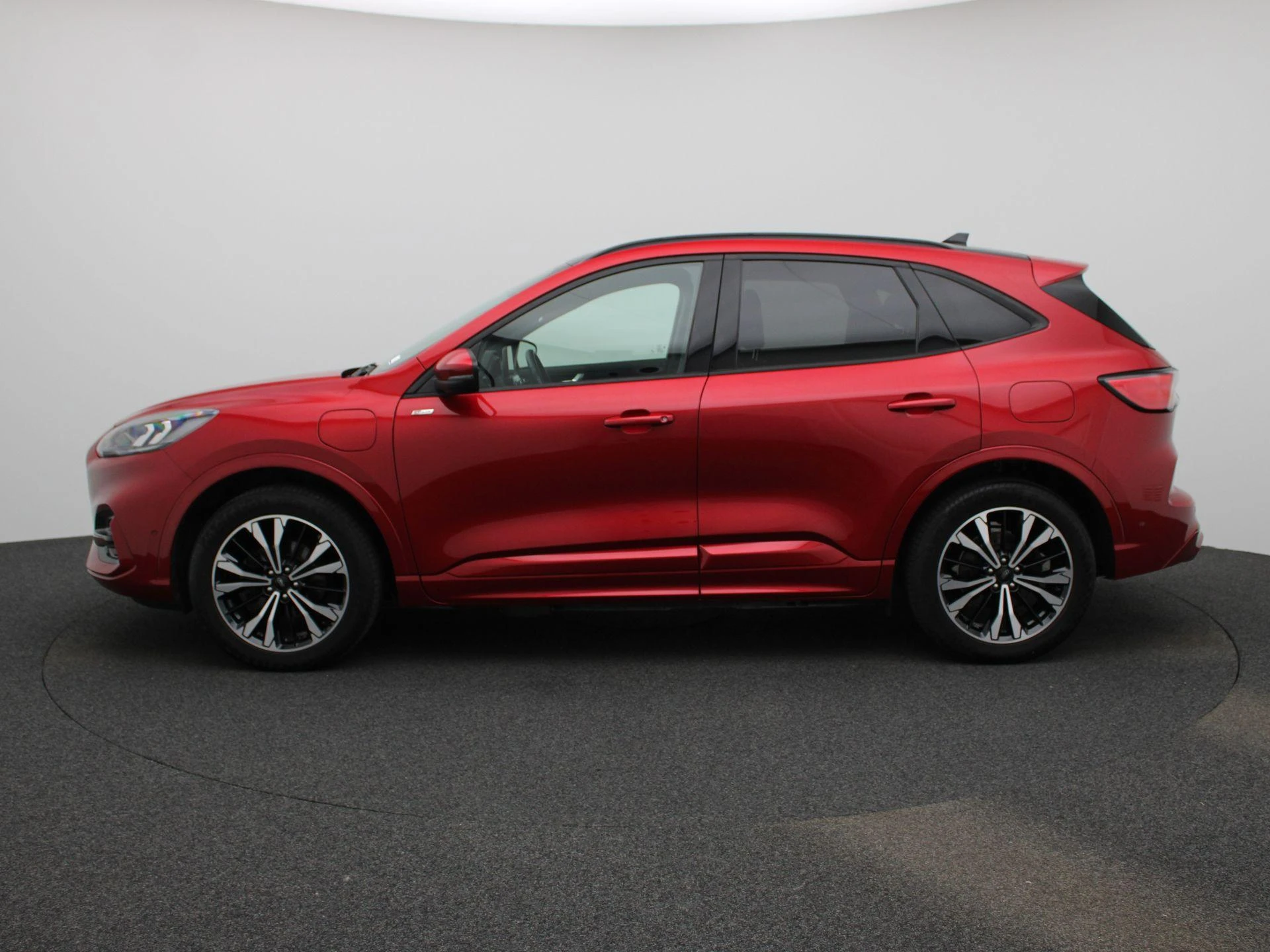 Ford Kuga met kenteken 14100 – autofoto 4