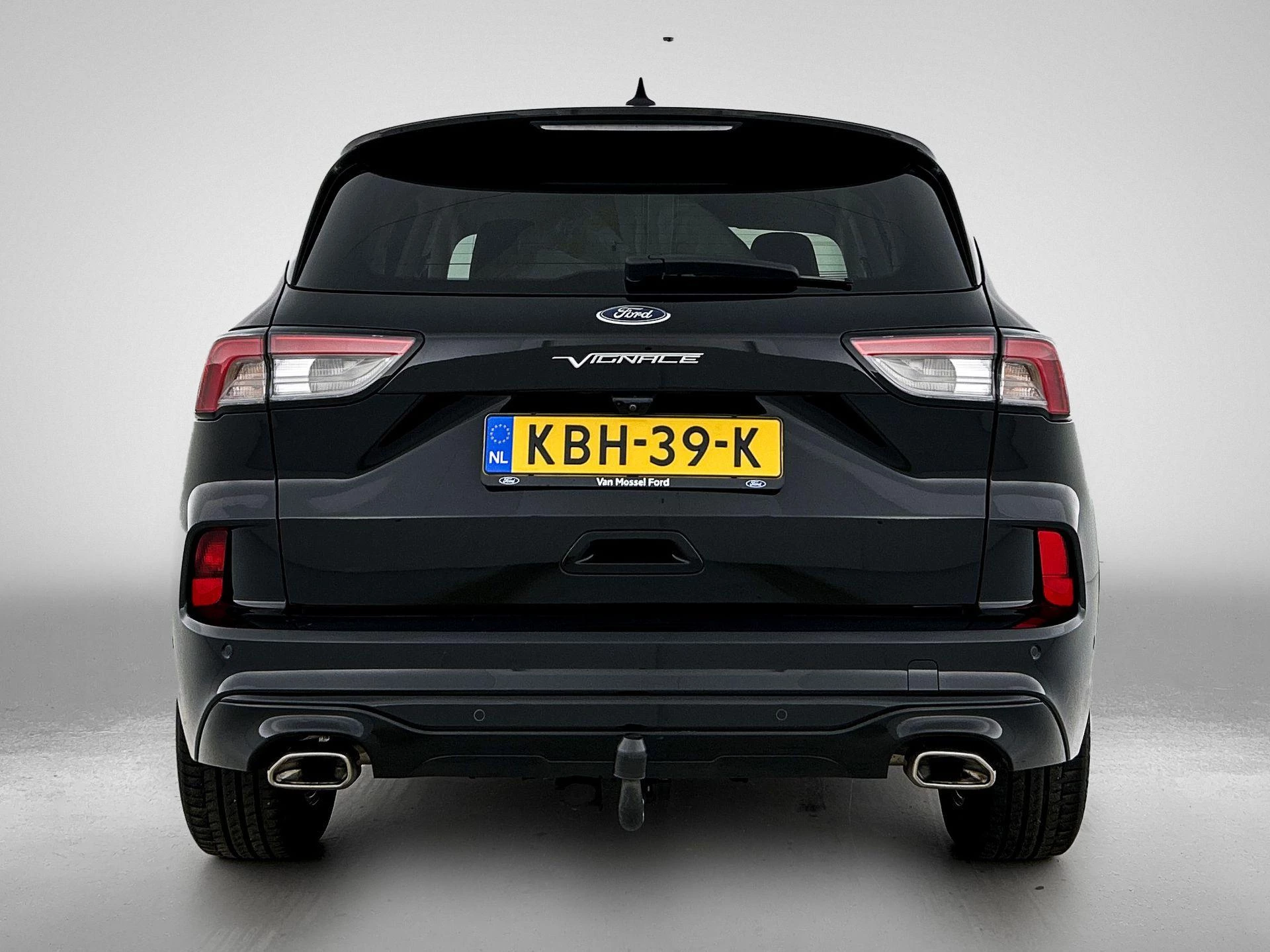 Ford Kuga met kenteken 14100 – autofoto 5