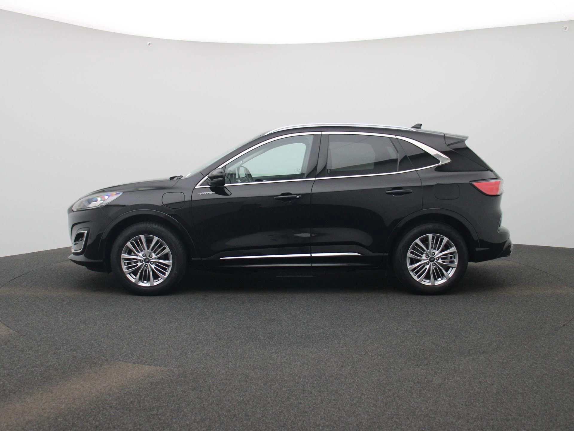 Ford Kuga met kenteken 14100 – autofoto 5