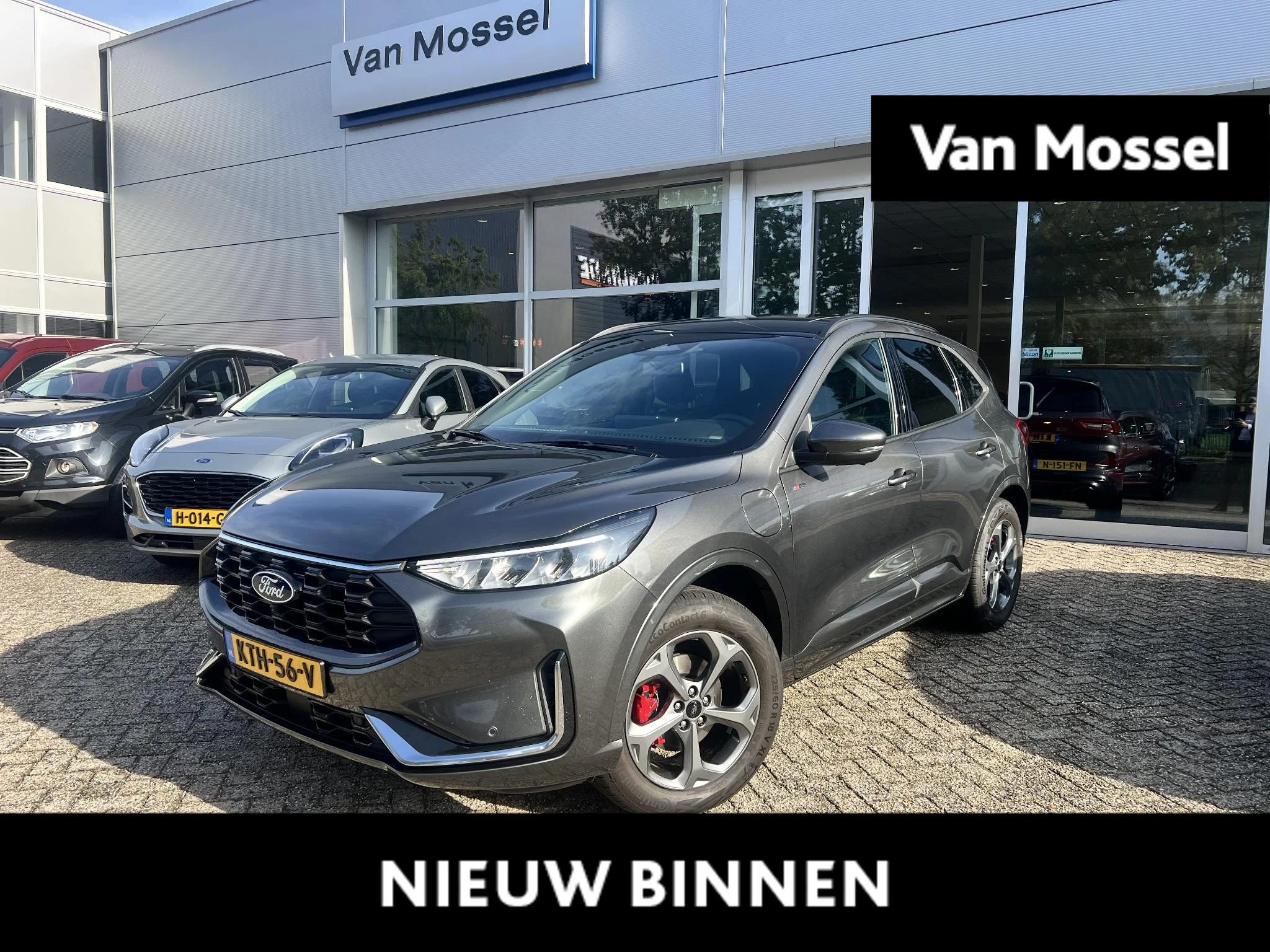 Ford Kuga met kenteken 28100 – autofoto 2