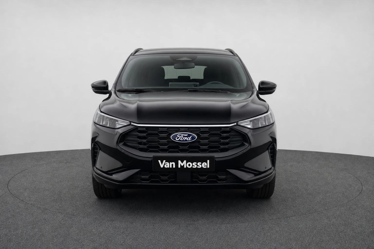 Ford Kuga met kenteken 28100 – autofoto 4