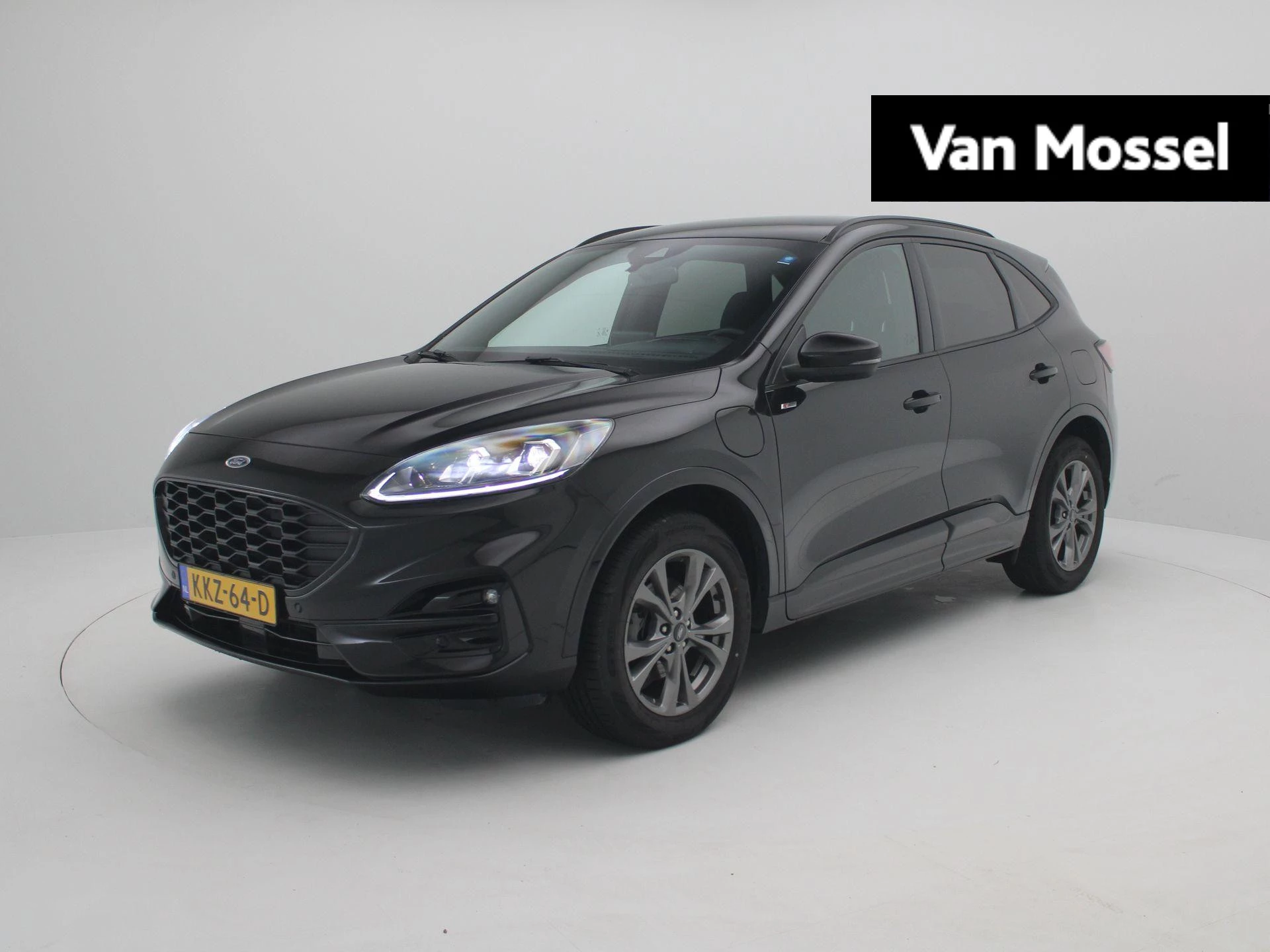 Ford Kuga met kenteken 56 – autofoto 2