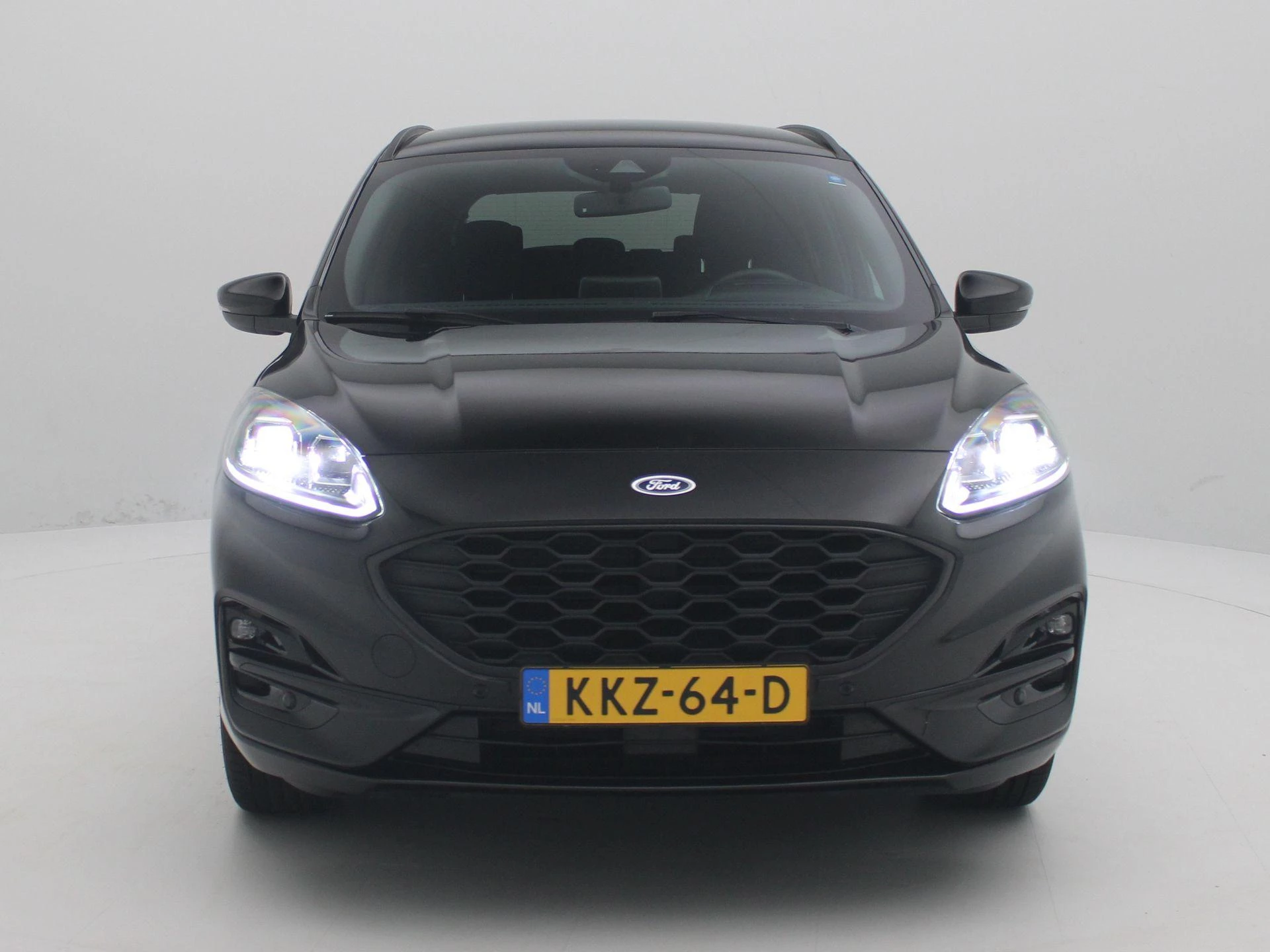Ford Kuga met kenteken 56 – autofoto 4