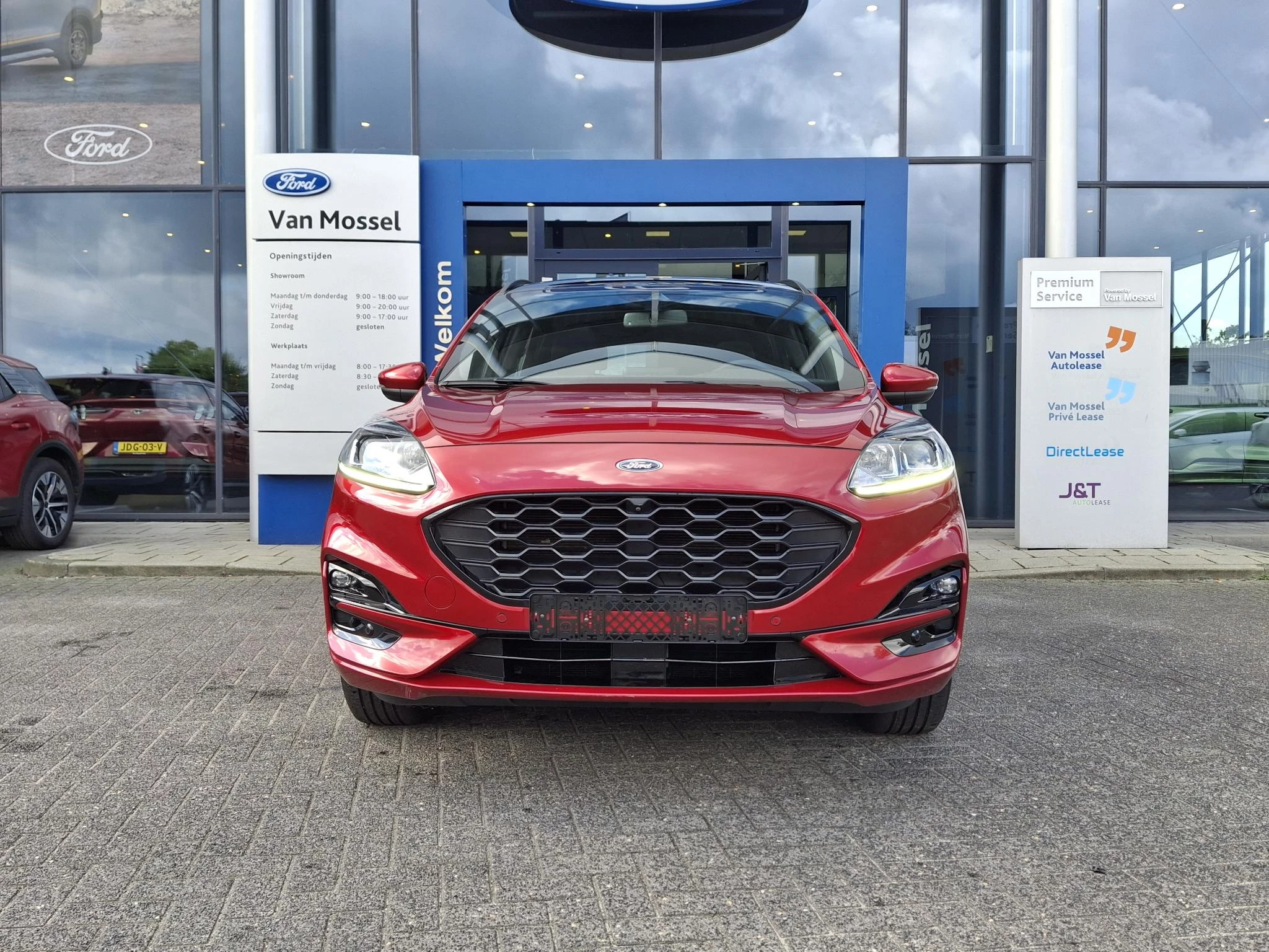 Ford Kuga met kenteken 56 – autofoto 4