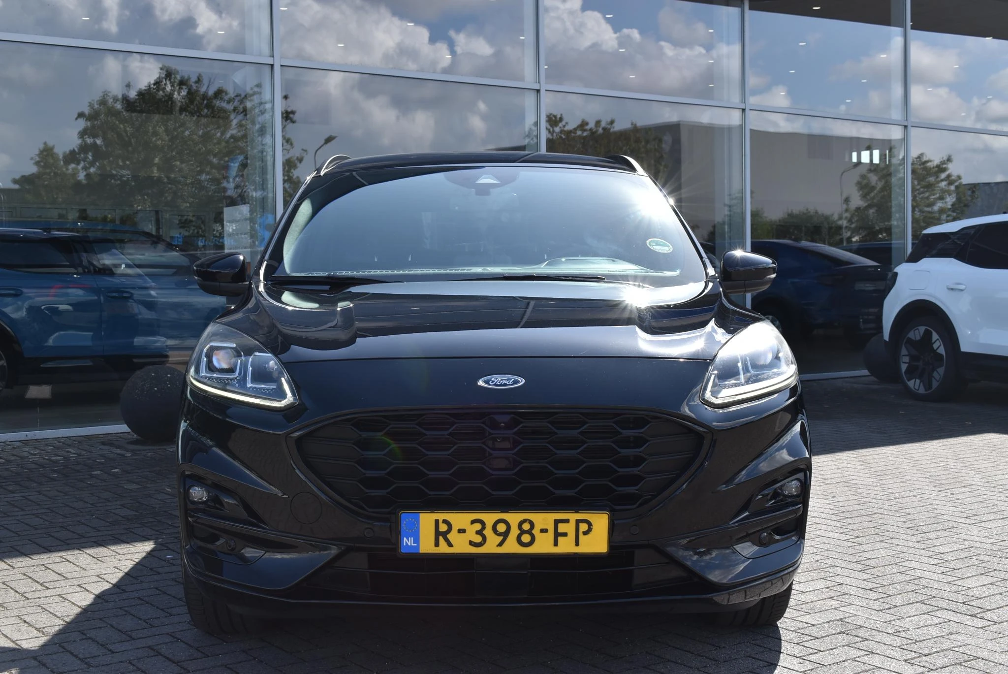 Ford Kuga met kenteken 56 – autofoto 4