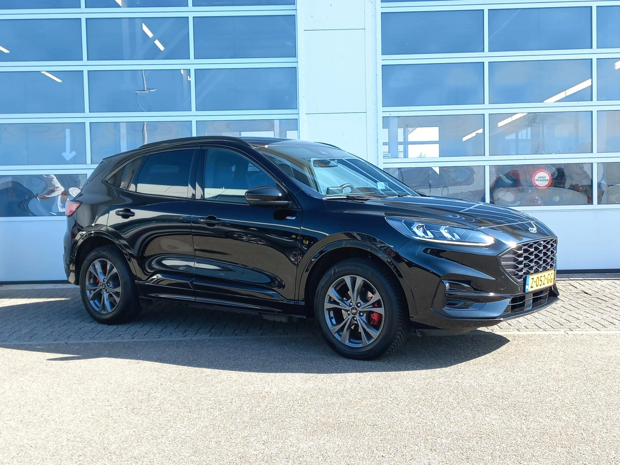 Ford Kuga met kenteken 56 – autofoto 5