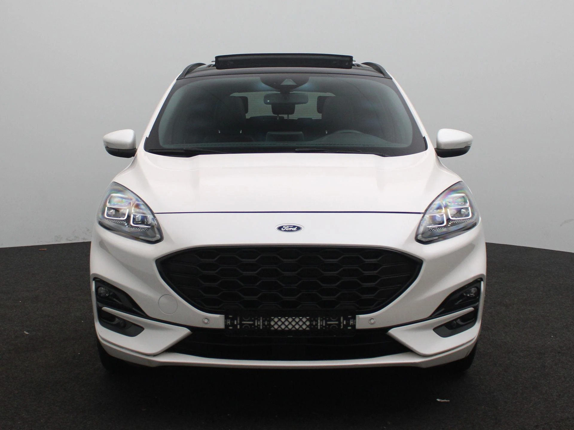 Ford Kuga met kenteken 56 – autofoto 5