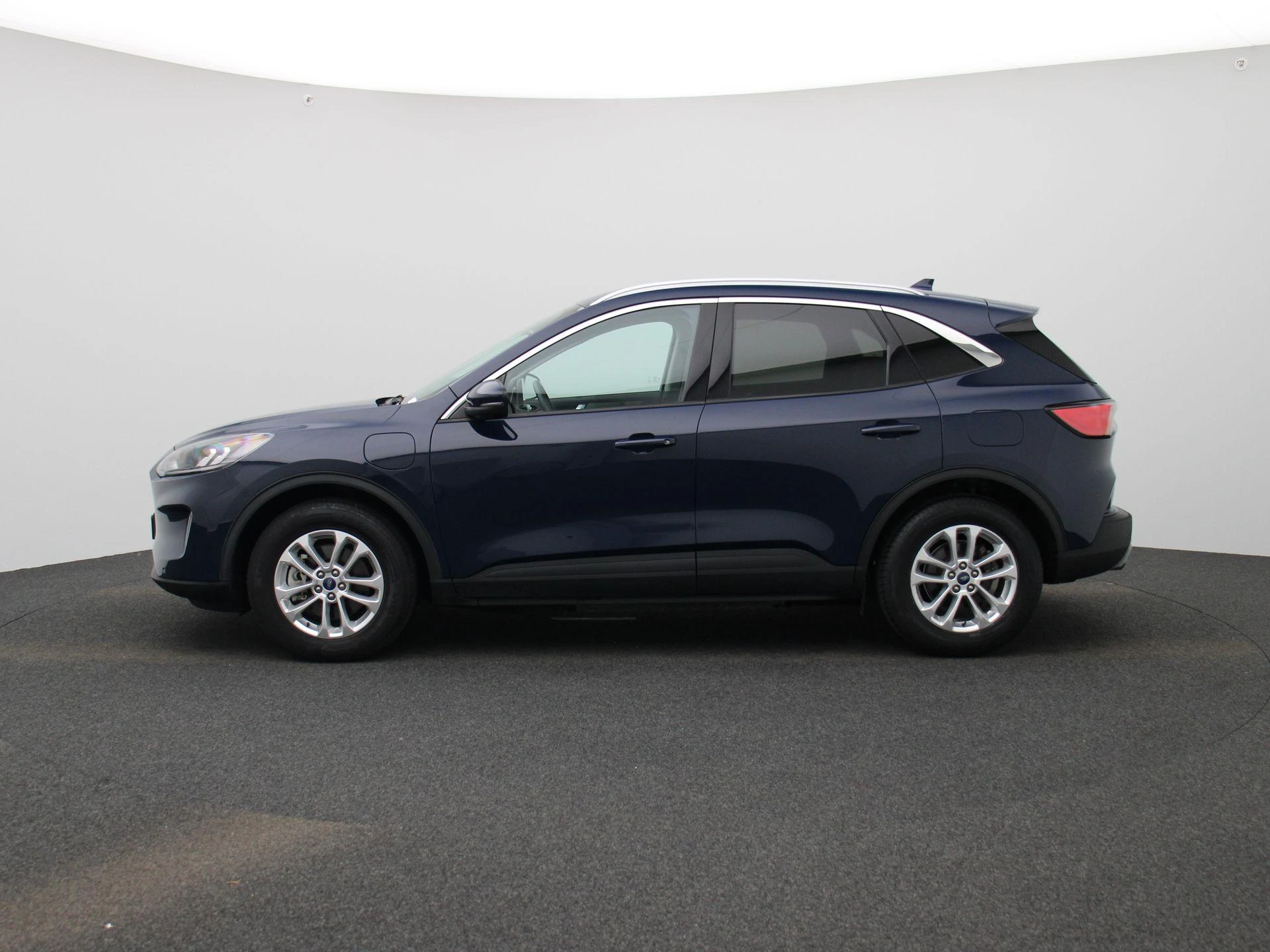 Ford Kuga met kenteken 56 – autofoto 5