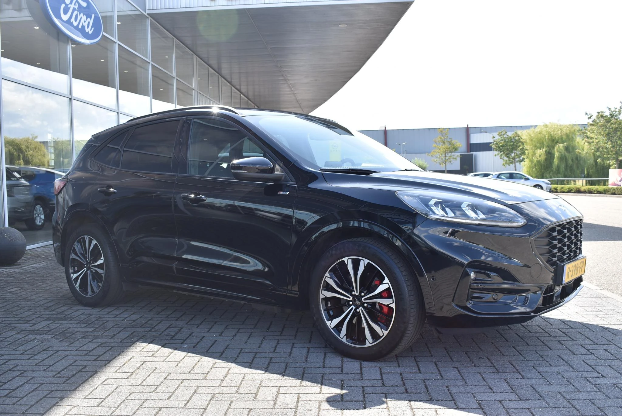 Ford Kuga met kenteken 56 – autofoto 5