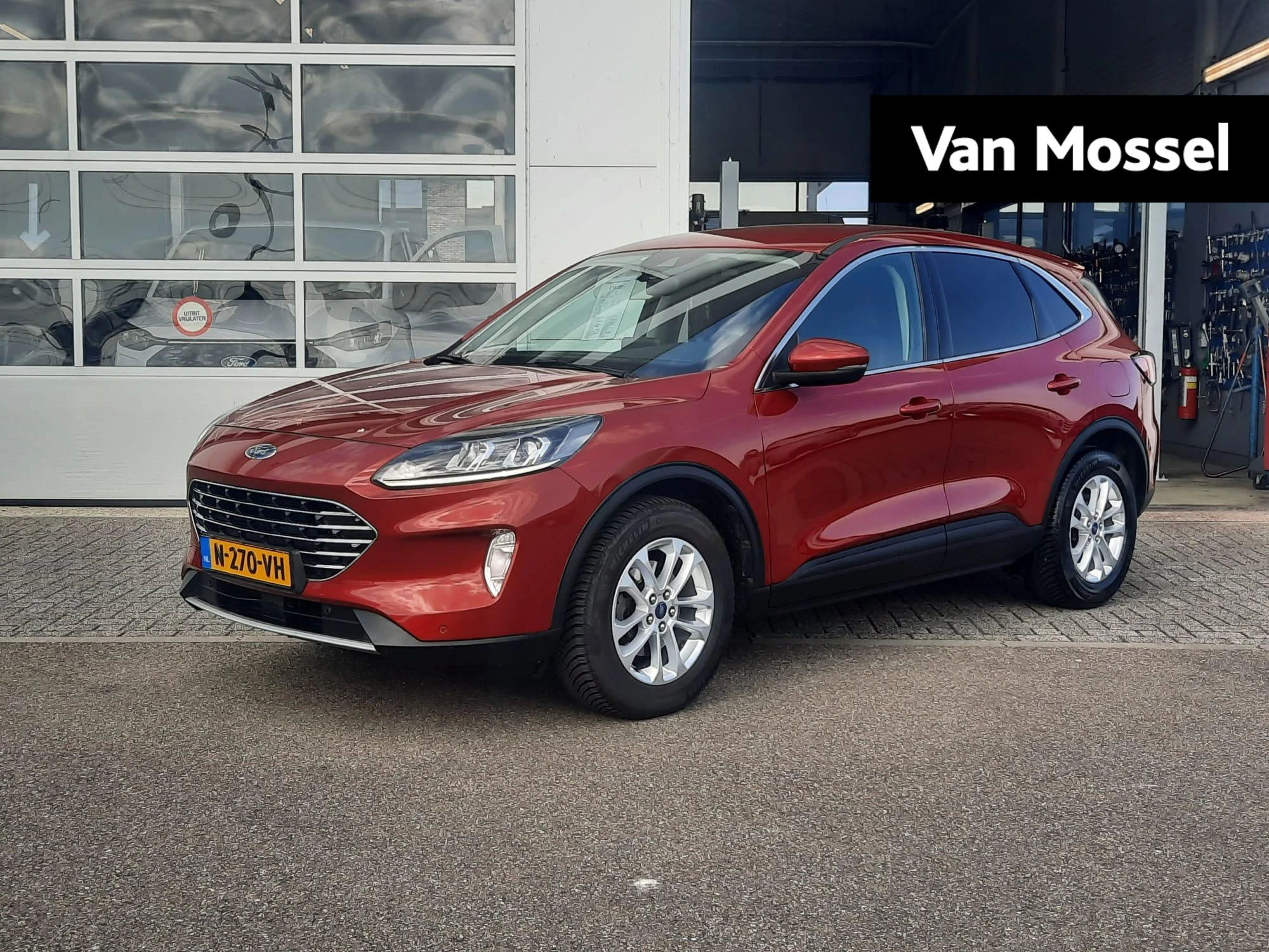 Ford Kuga met kenteken 65100 – autofoto 2