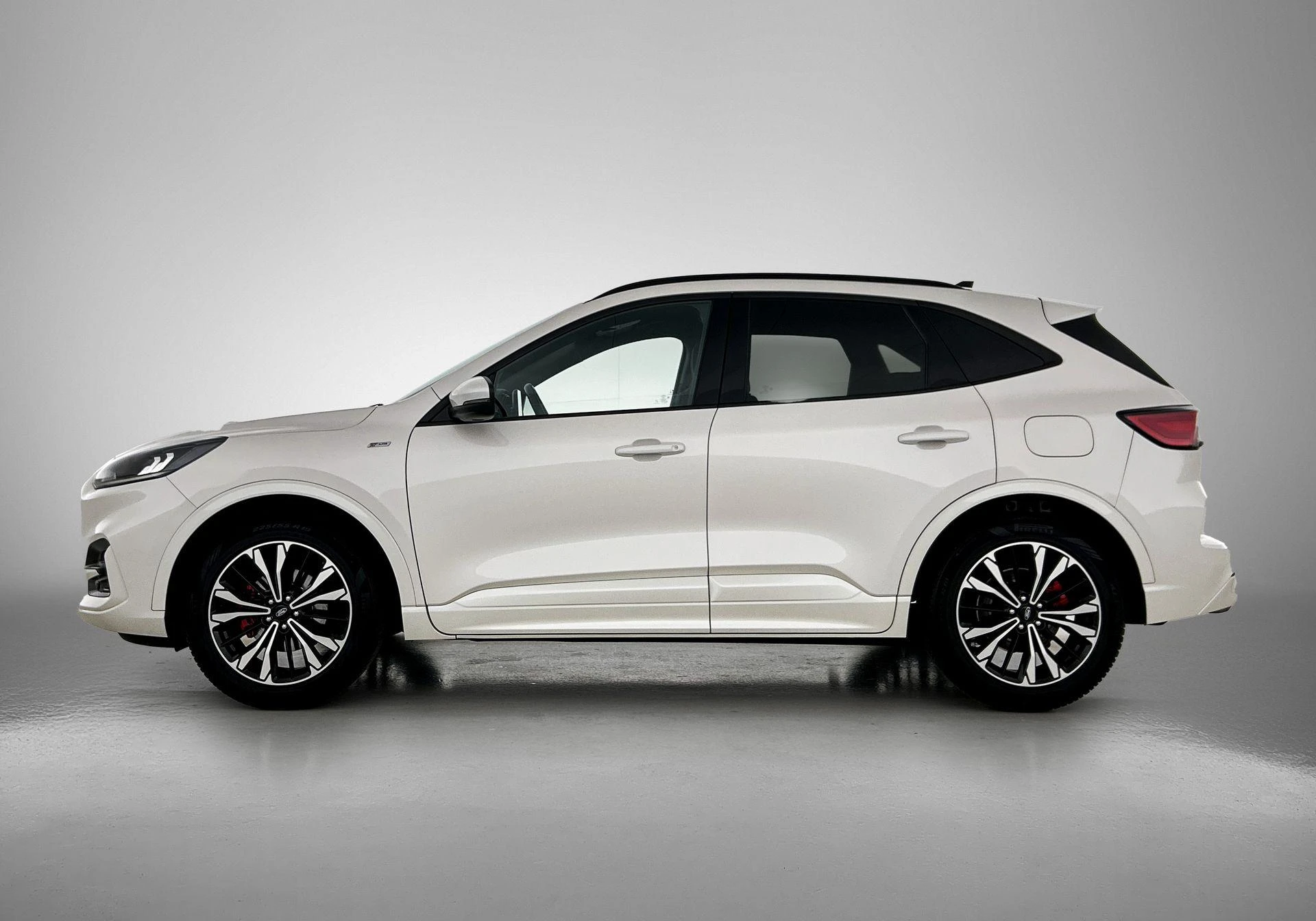 Ford Kuga met kenteken 67100 – autofoto 4