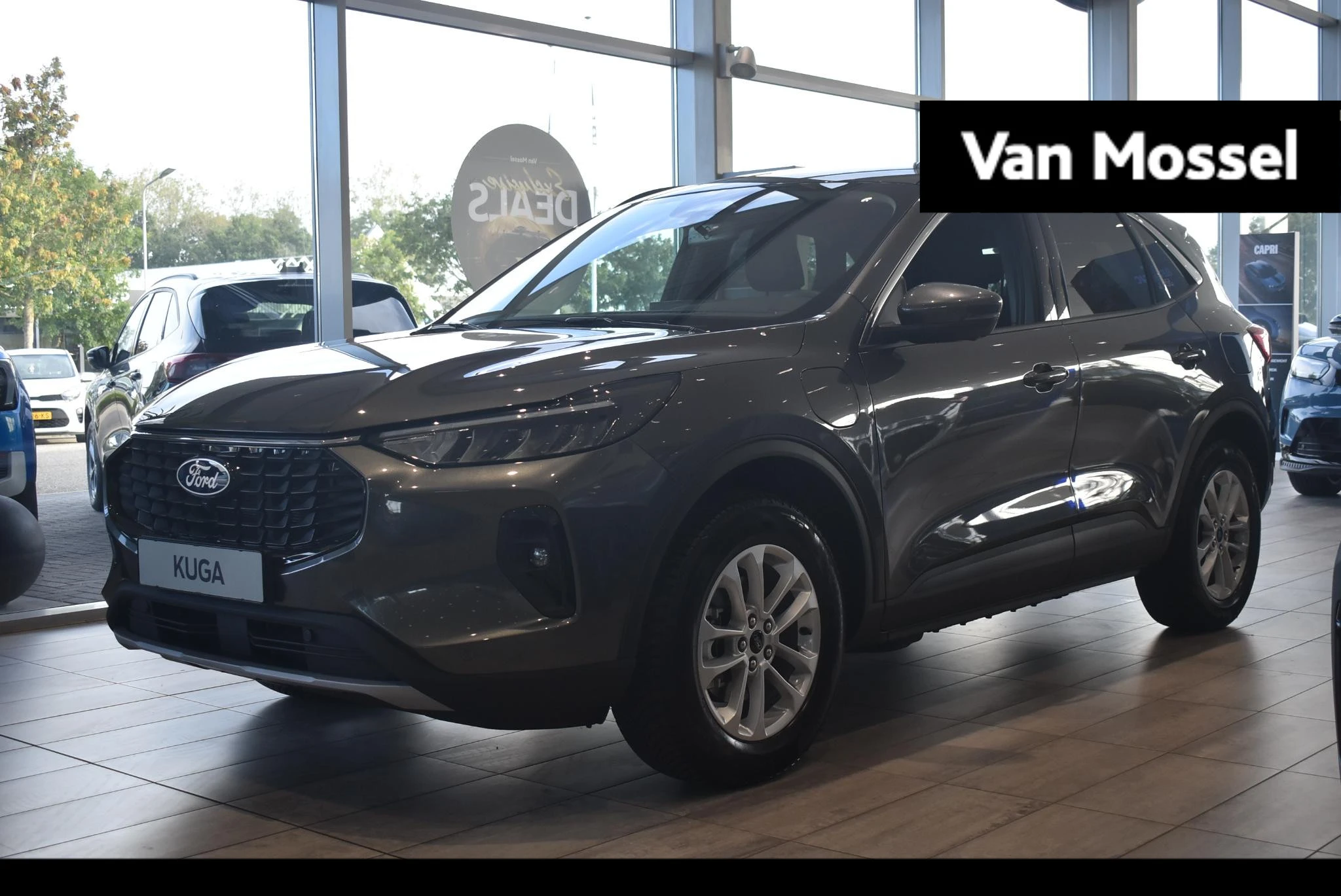 Ford Kuga met kenteken 68 – autofoto 2
