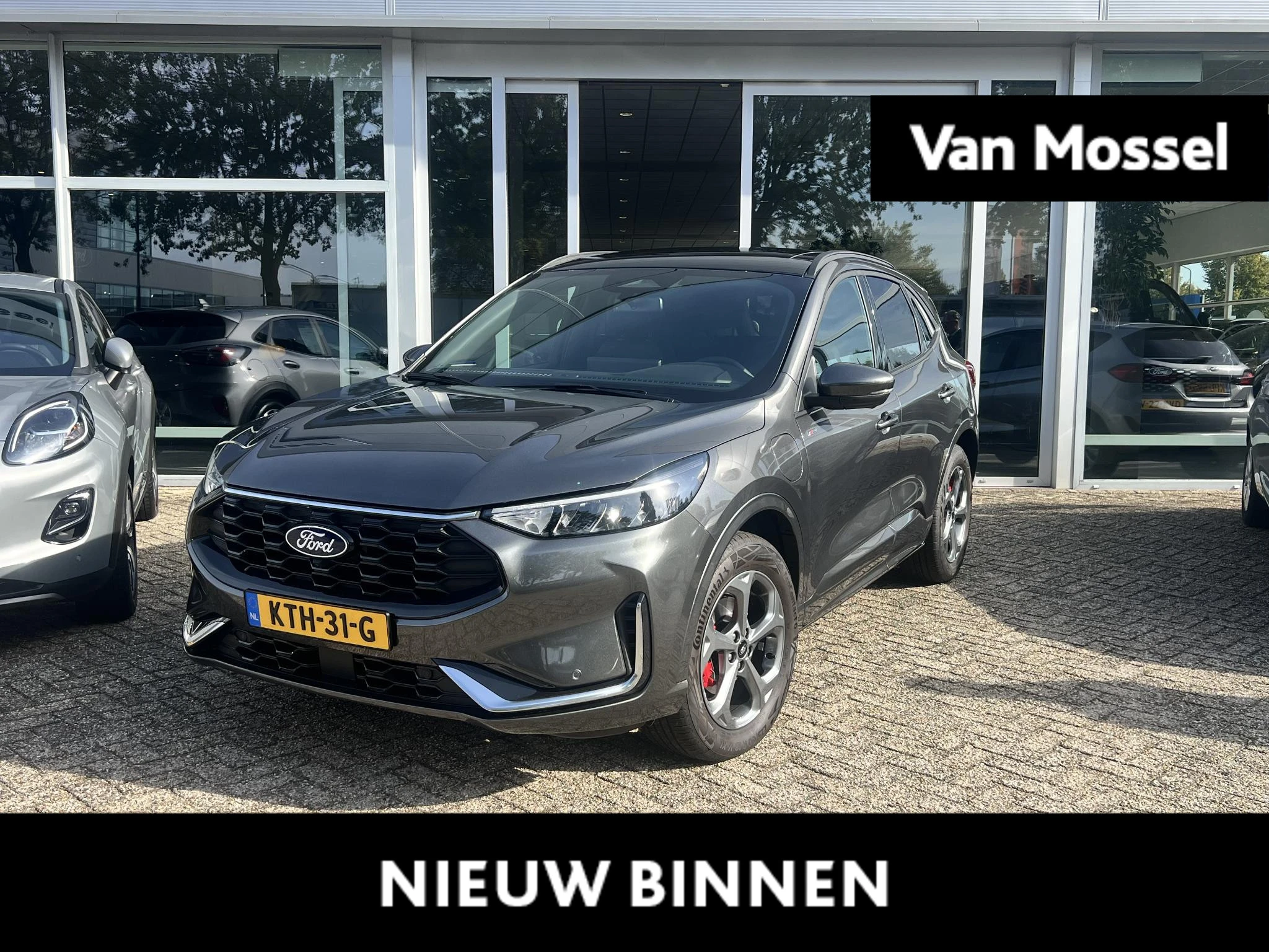 Ford Kuga met kenteken 68 – autofoto 2