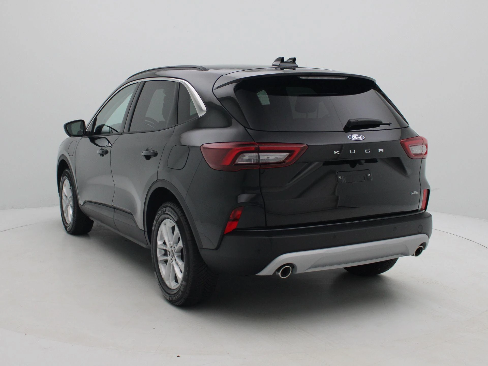 Ford Kuga met kenteken 68 – autofoto 3