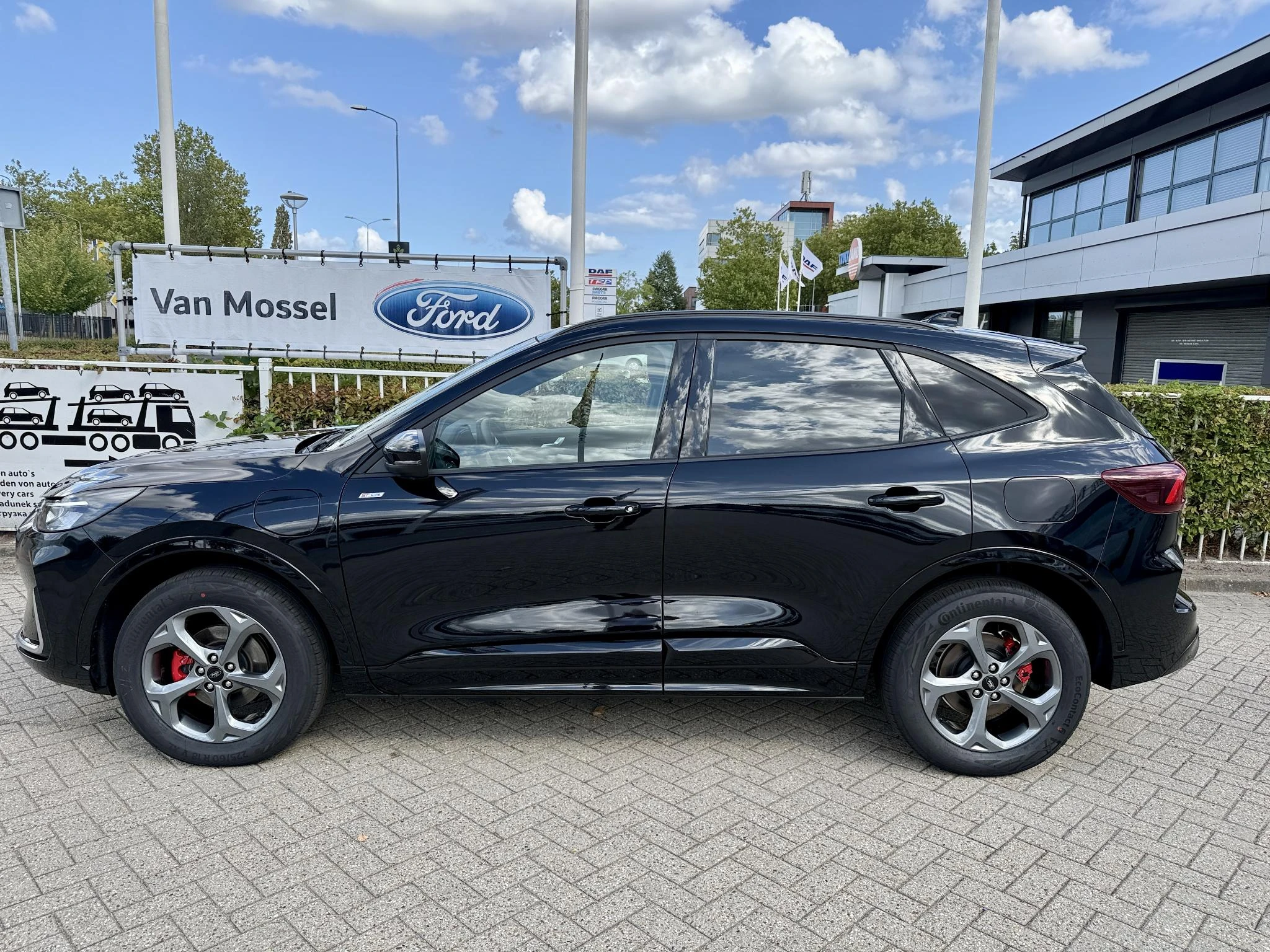 Ford Kuga met kenteken 68 – autofoto 3
