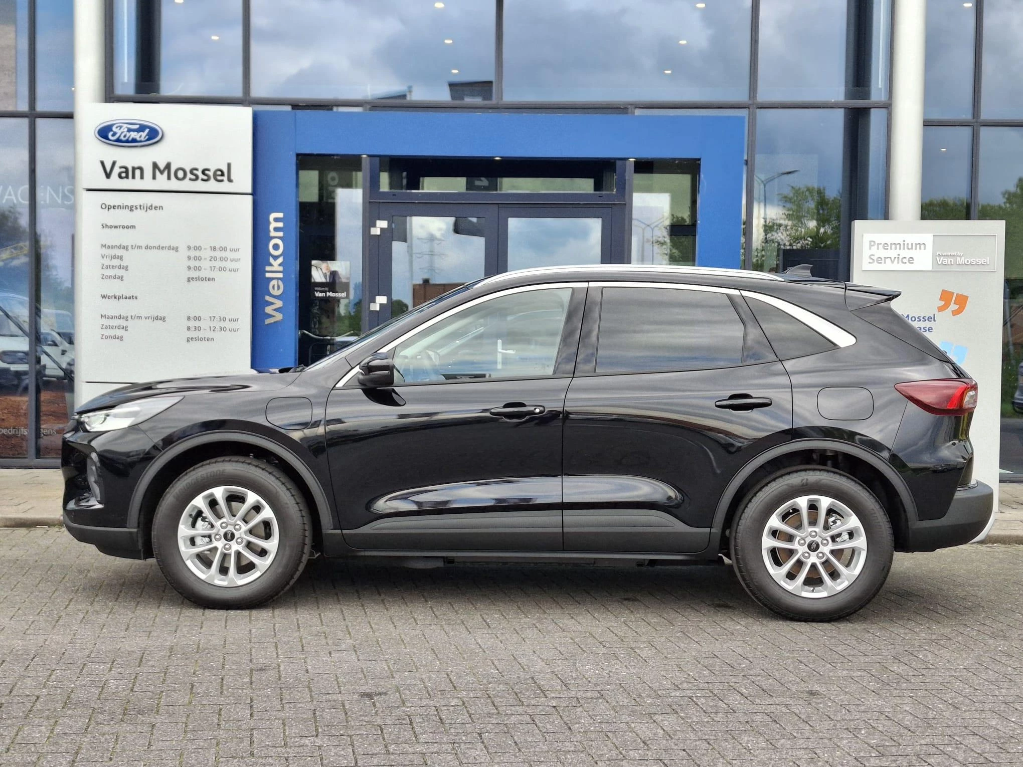 Ford Kuga met kenteken 68 – autofoto 4
