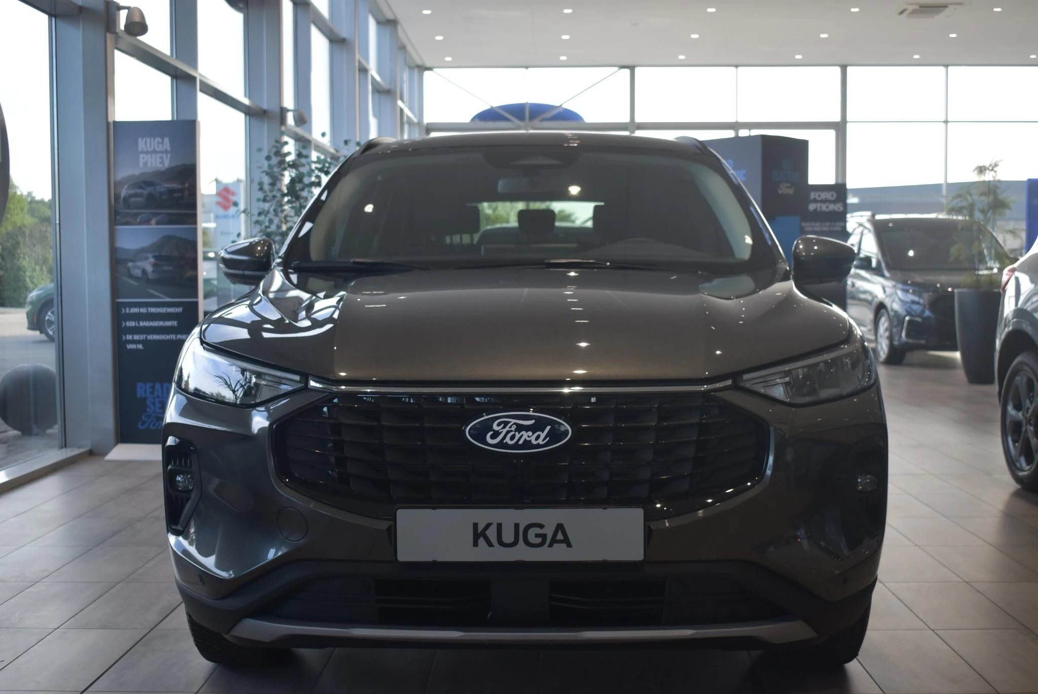 Ford Kuga met kenteken 68 – autofoto 4