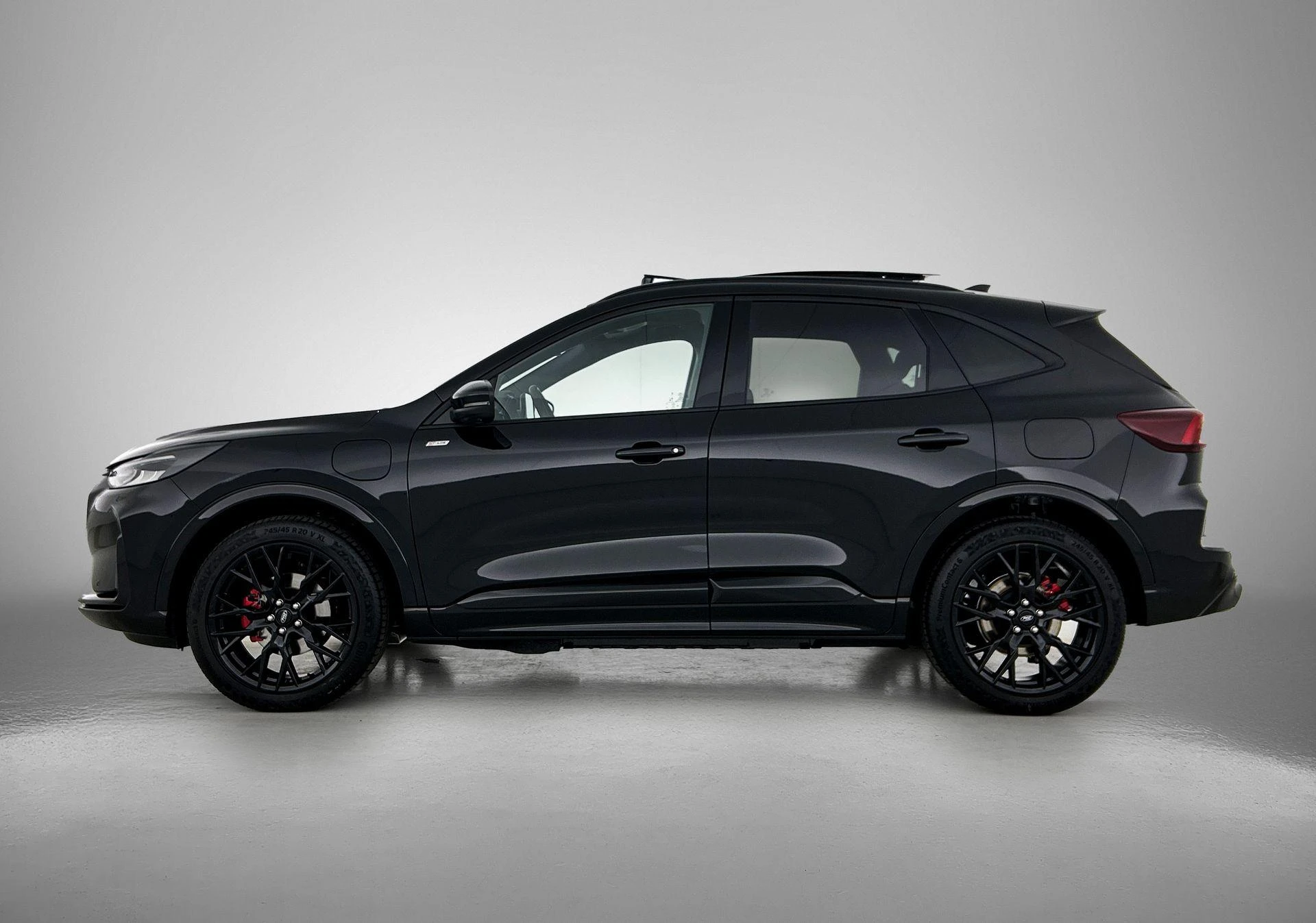 Ford Kuga met kenteken 68 – autofoto 4