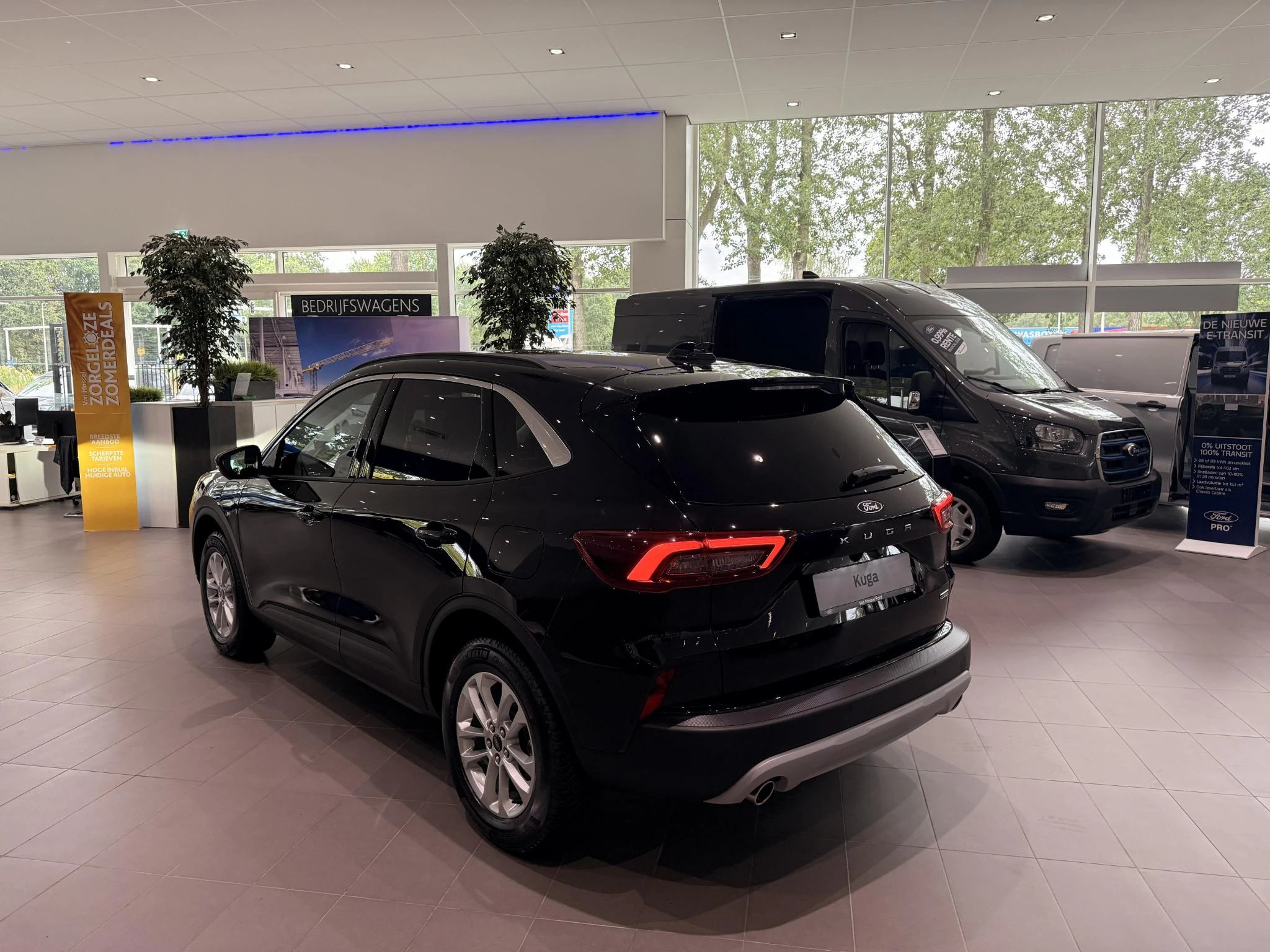 Ford Kuga met kenteken 68 – autofoto 4