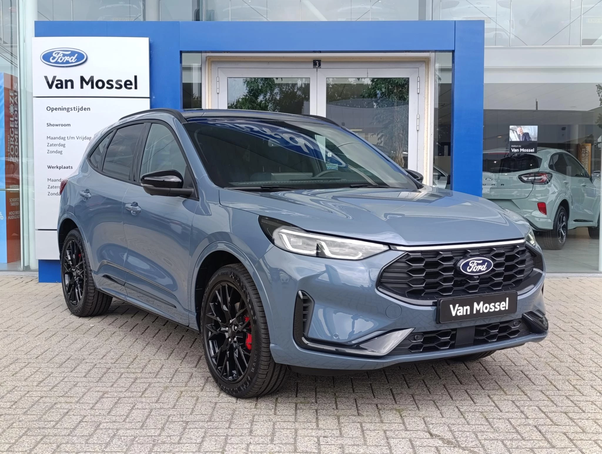 Ford Kuga met kenteken 68 – autofoto 4