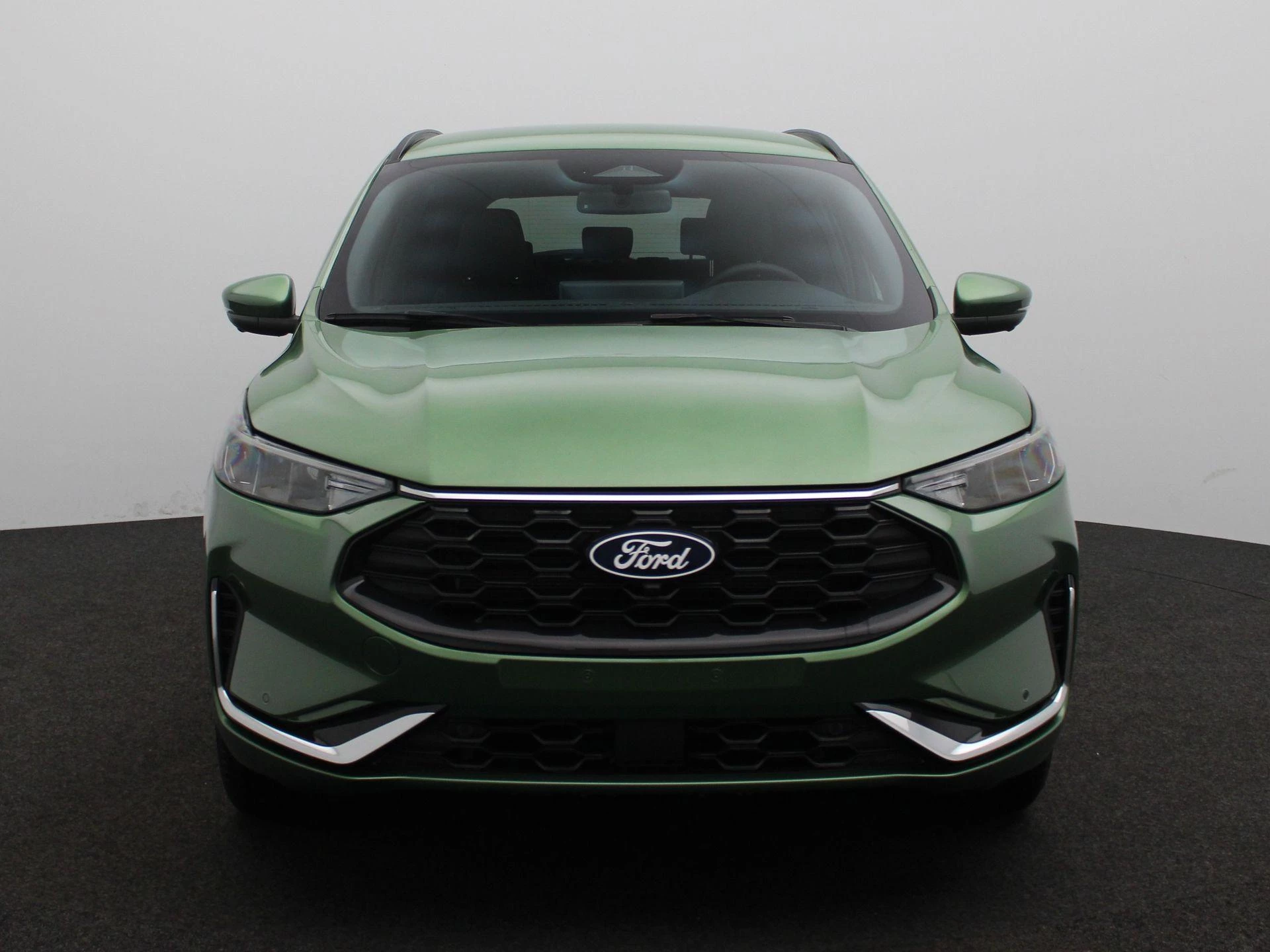 Ford Kuga met kenteken 68 – autofoto 4