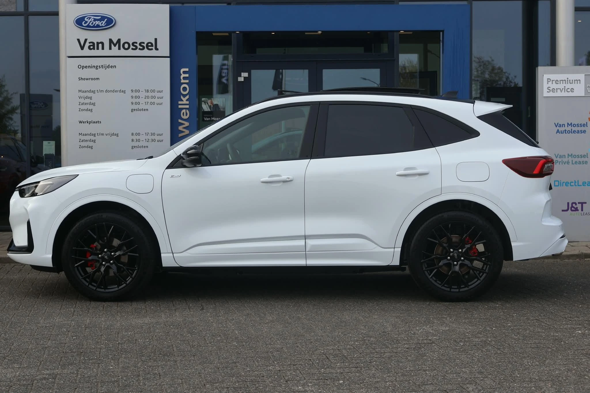 Ford Kuga met kenteken 68 – autofoto 5