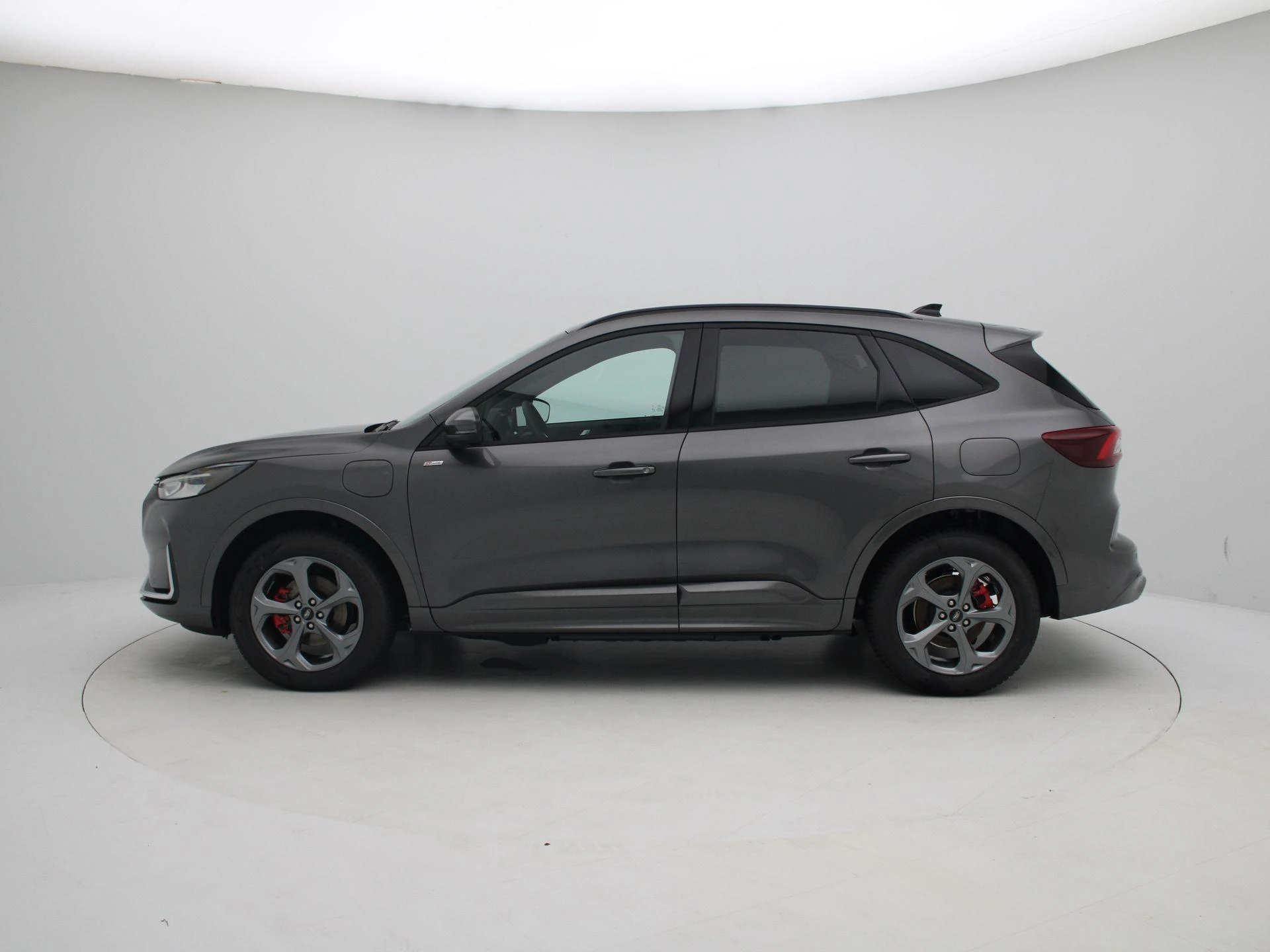 Ford Kuga met kenteken 68 – autofoto 5