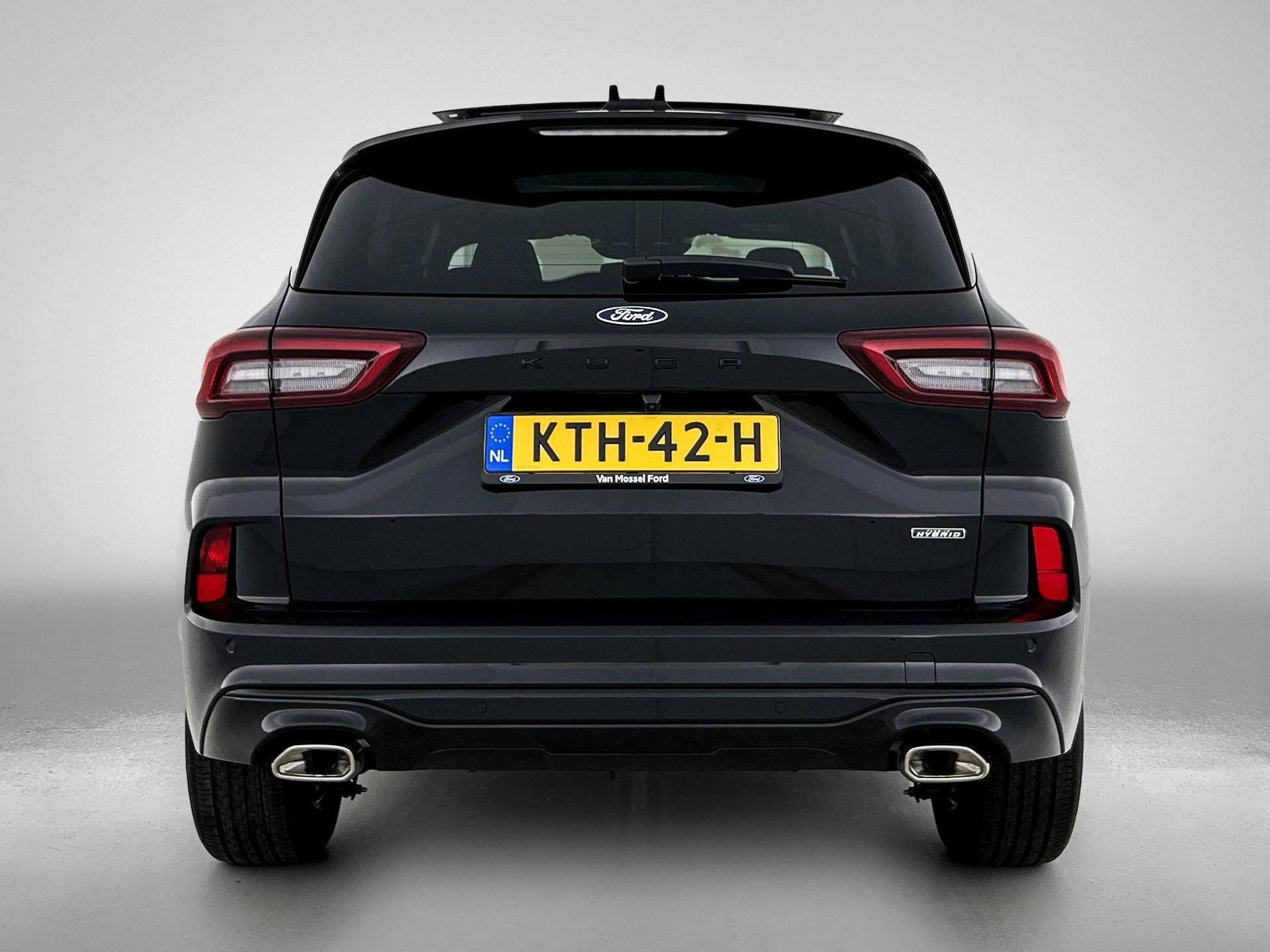 Ford Kuga met kenteken 68 – autofoto 5