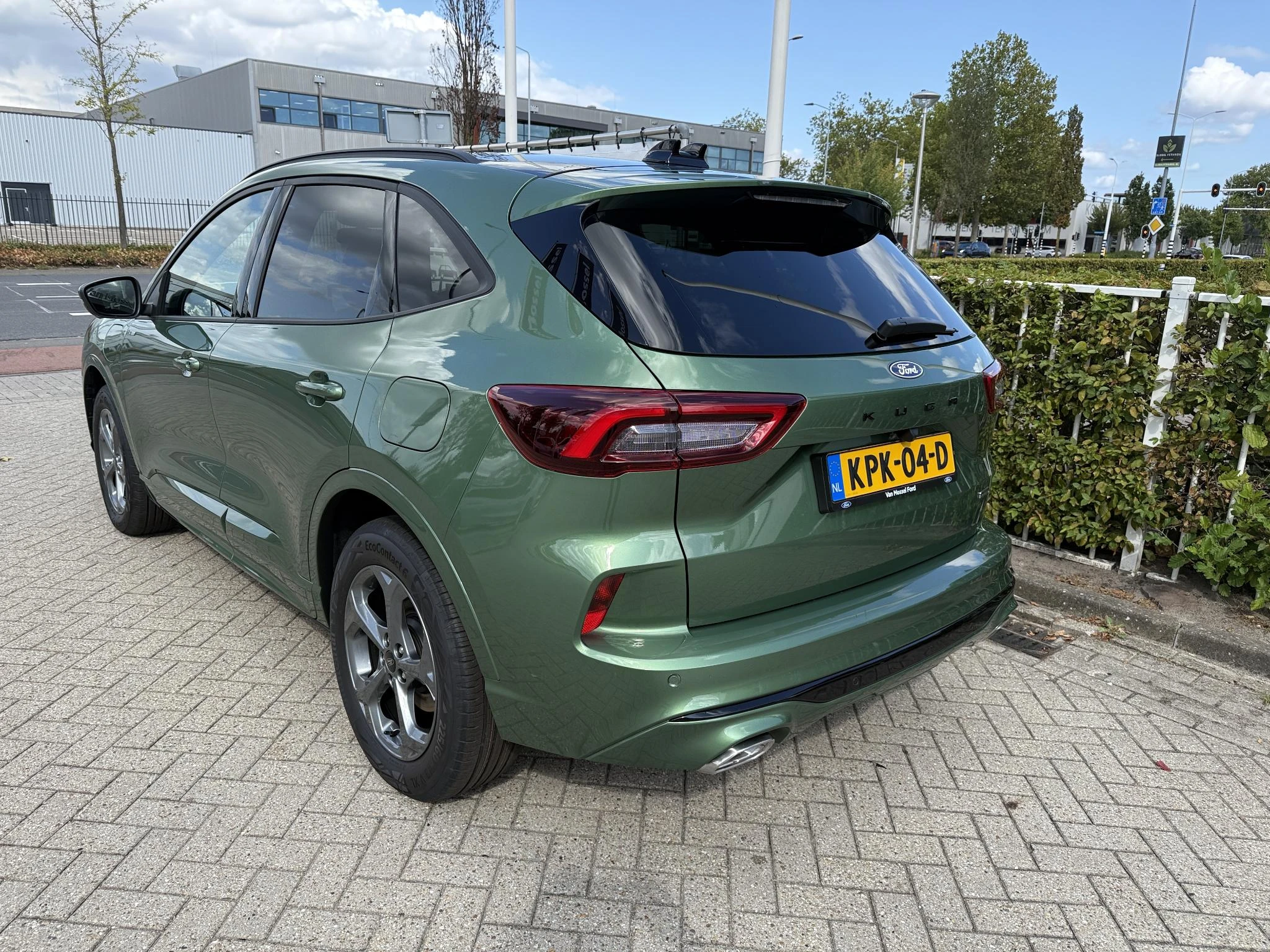 Ford Kuga met kenteken 68 – autofoto 5