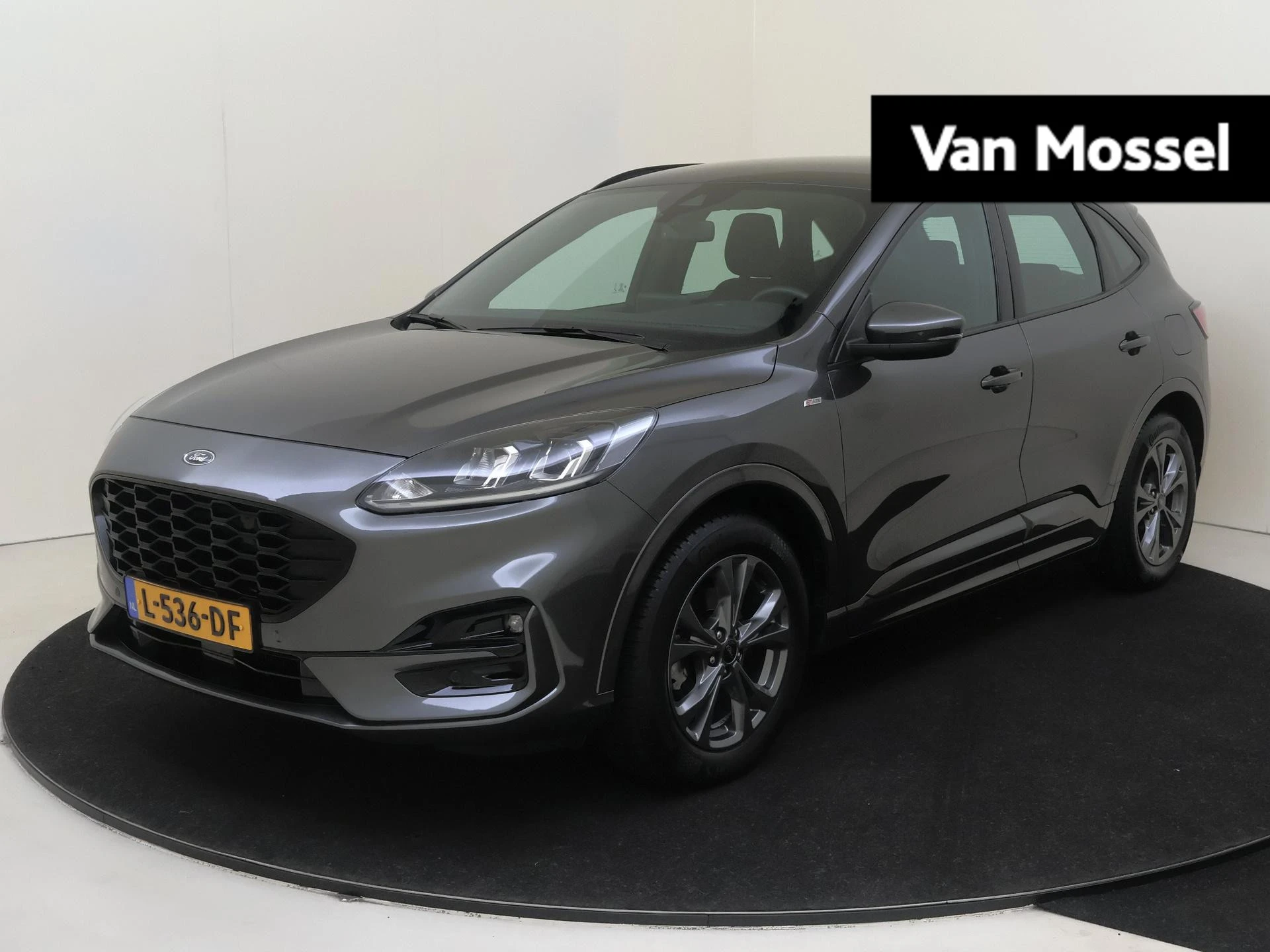 Ford Kuga met kenteken L-536-DF – autofoto 2