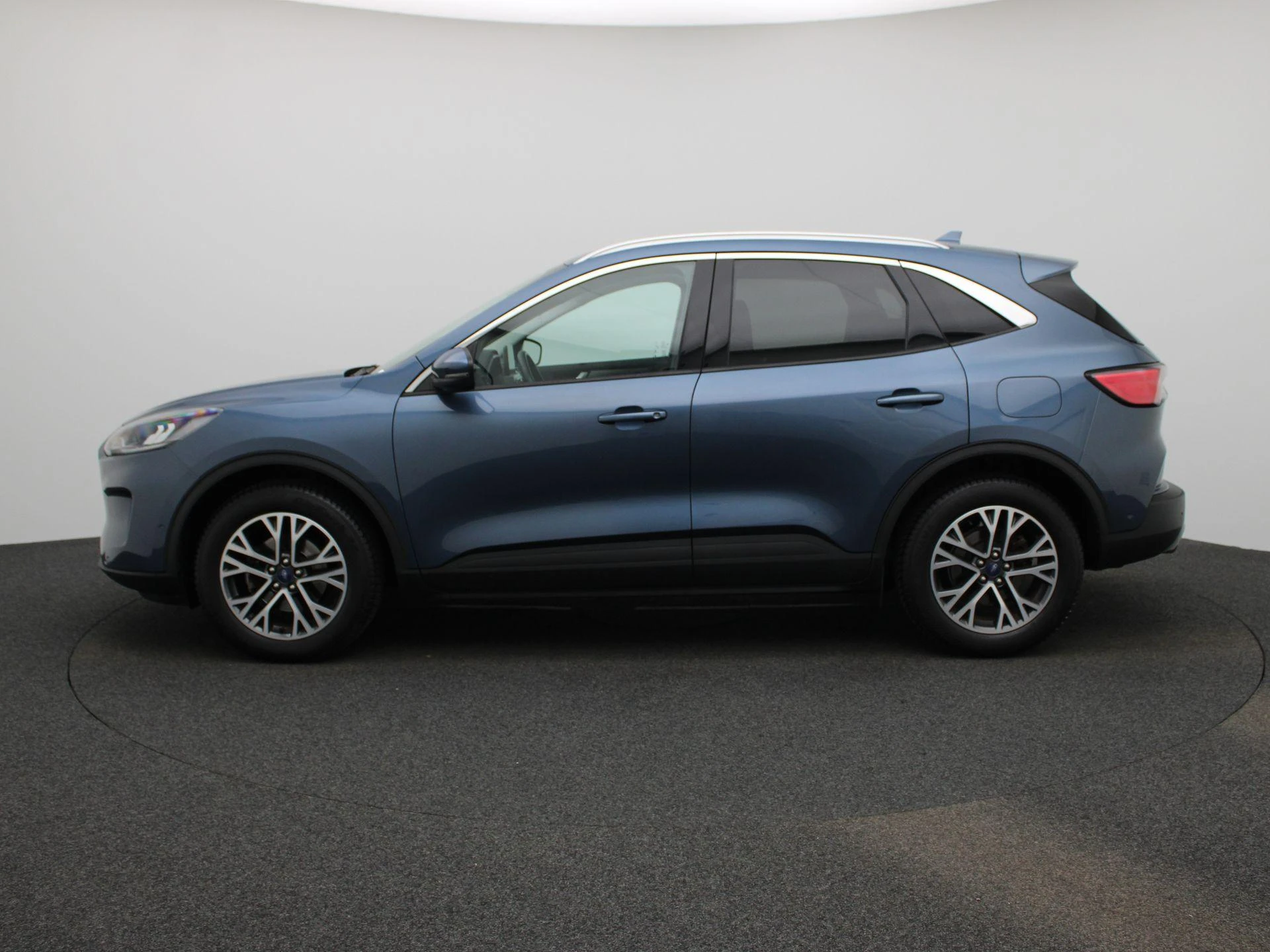 Ford Kuga met kenteken N-516-LD – autofoto 5