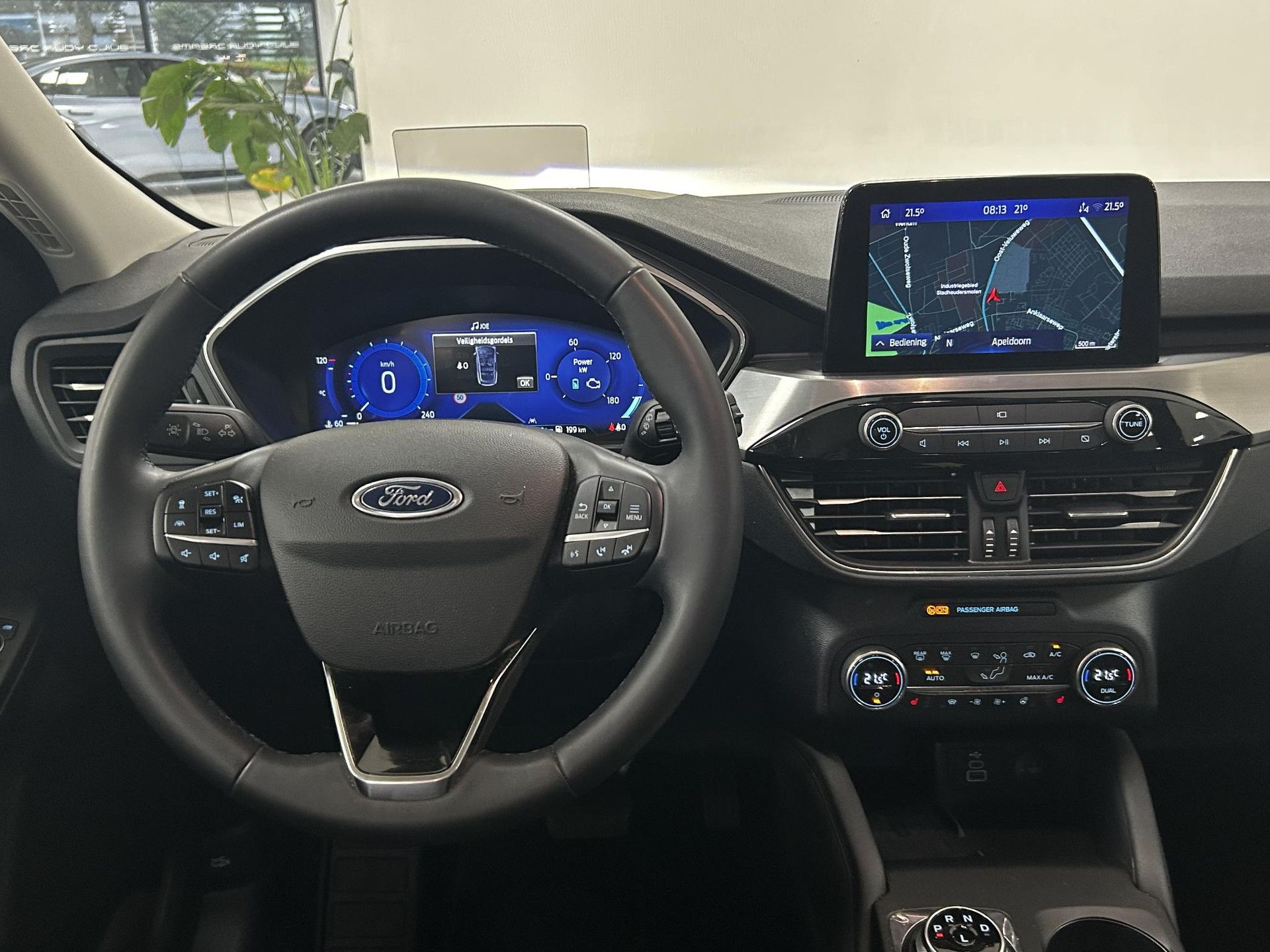 Ford Kuga met kenteken R-565-HH – autofoto 3