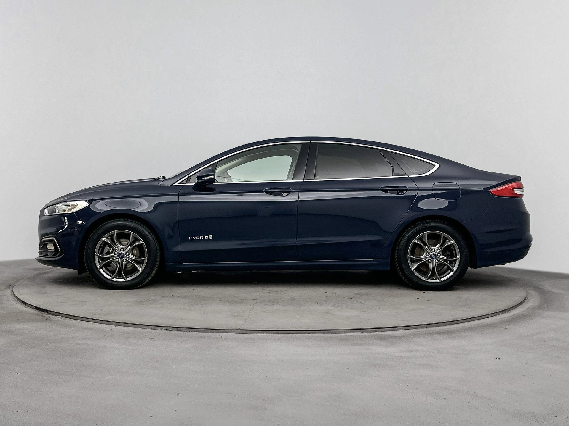 Ford Mondeo met kenteken 47100 – autofoto 4